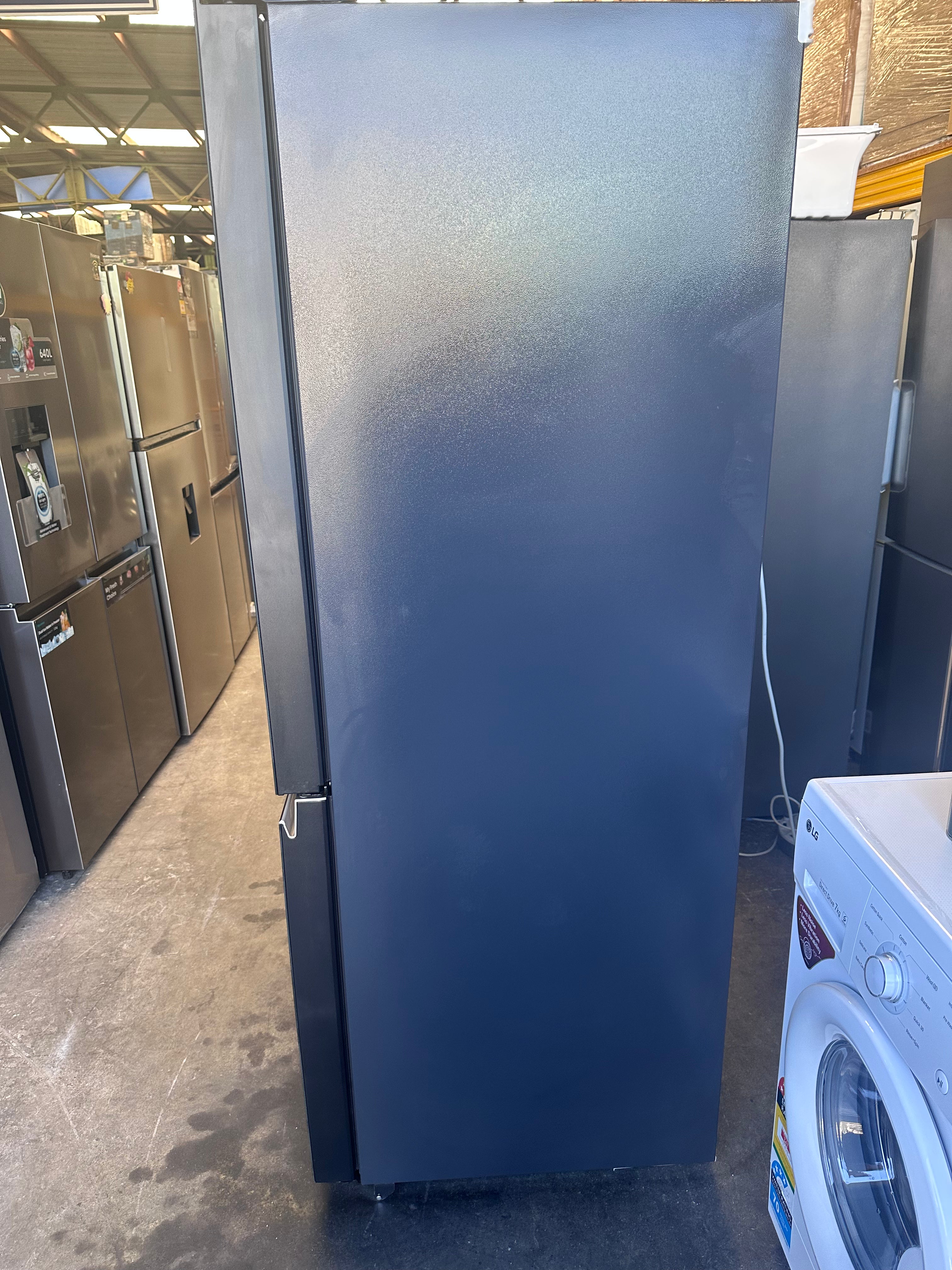 Hitachi 638L French Door Refrigerator with Black Glass - RWB640VT0GBK Model [Factory Second, No Damage] - Perfect for Modern Kitchens and Open-Concept Homes