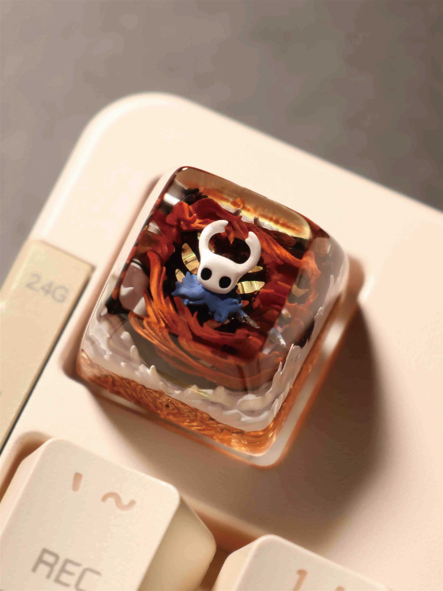 Hollow Knight Crystal Glue Keycaps - Customized Game Art Keycaps for Mechanical Keyboards - Perfect for Gaming, Typing, and PC Setup Decoration