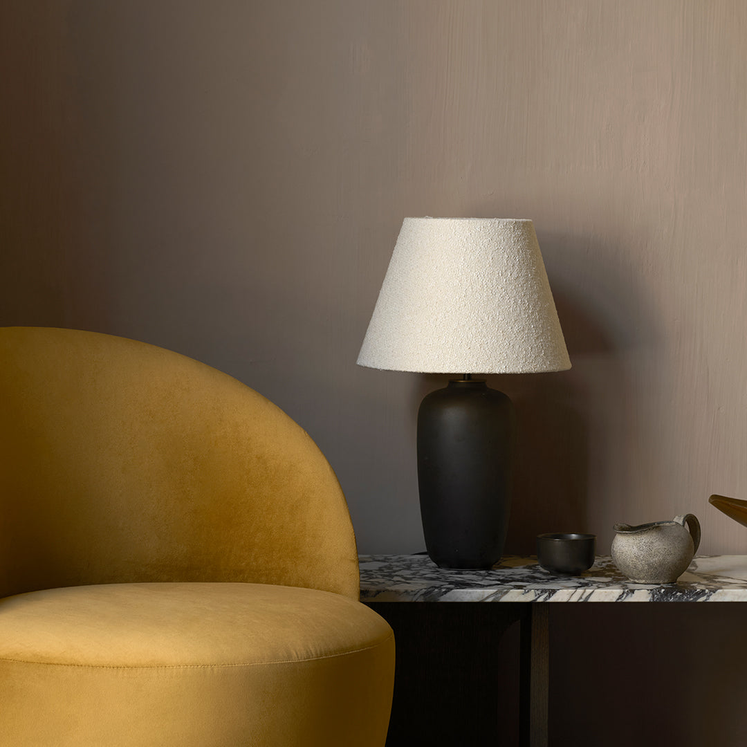 Androgyne Modern Lounge Table - Stylish Coffee Table for Living Room, Office & Lounge Areas - Perfect for Home Decor & Relaxation