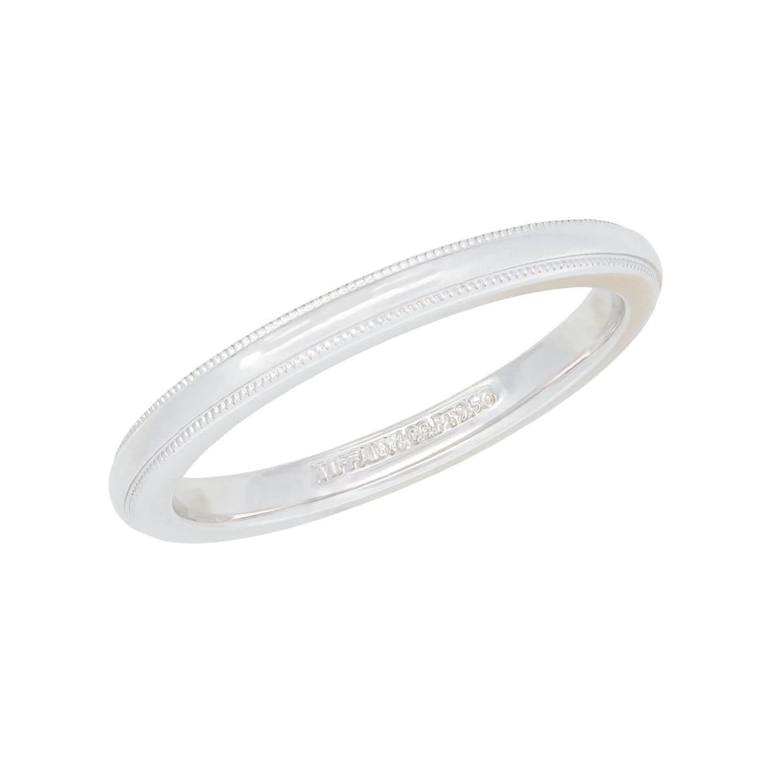 Tiffany & Co. Platinum Wedding Band for Men & Women - Classic Elegant Wedding Ring for Engagement, Anniversary & Special Occasions