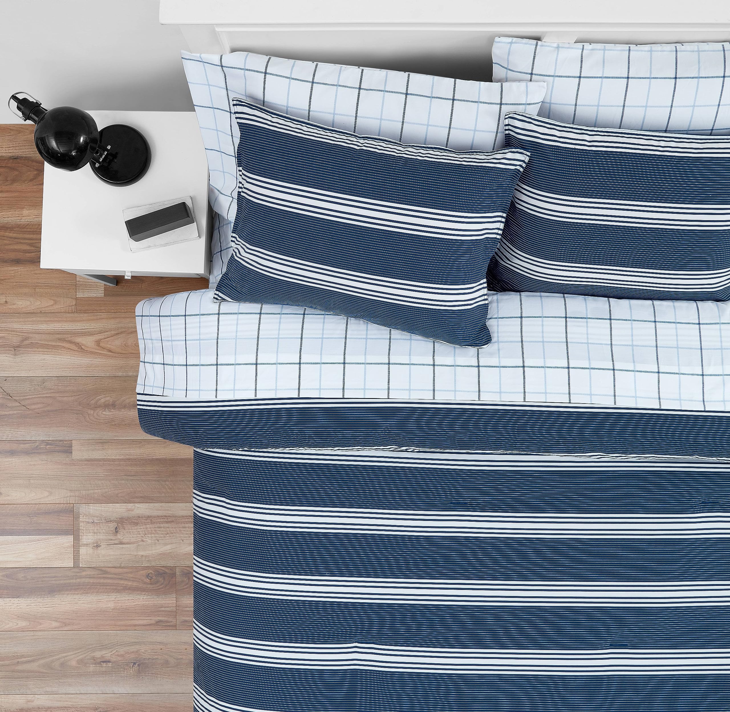 Nautica King Duvet Cover Set - 100% Cotton Reversible Bedding with Matching Shams, Luxury Bedding Ensemble in Craver Navy | Perfect for Master Bedroom, Guest Room & Coastal Home Decor