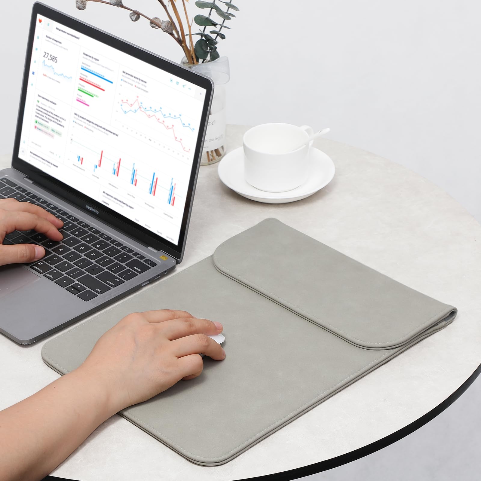 Premium 15-16 Inch Laptop Sleeve for MacBook Pro 16 (M4/M3/M2/M1 Pro/Max 2025-2019) & 15-Inch Models (2015-2012) | Faux Suede Leather Protective Case with Accessory Pouch | Fits MacBook Pro A3403 A3186 A2991 A2780 A1398 & Dell XPS 15 | Light Grey | Ideal for Work, Travel & School