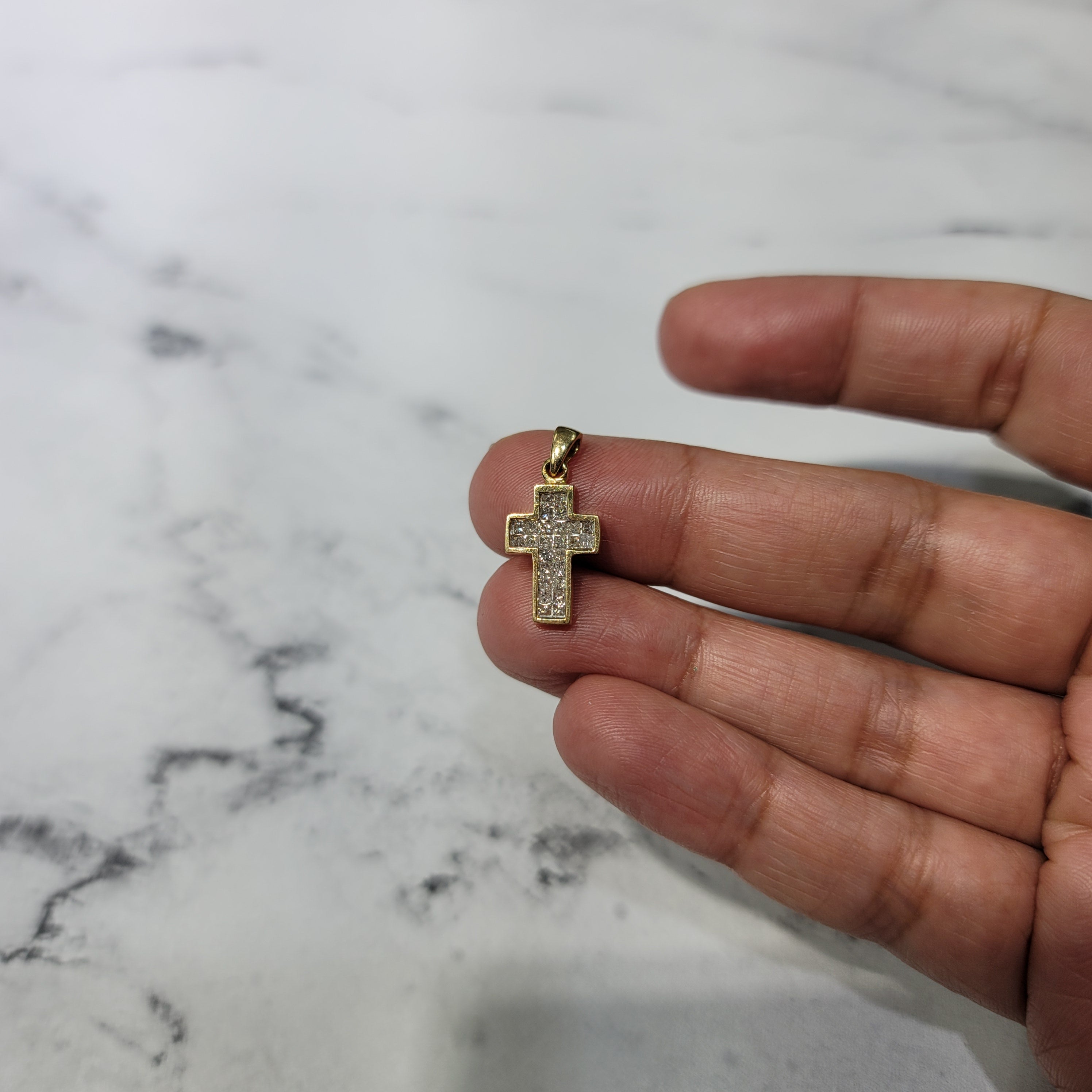 0.5 Carat Princess Cut Diamond Cross Pendant Necklace for Women - Elegant & Timeless Jewelry Gift for Christmas, Wedding, Anniversary & Special Occasions