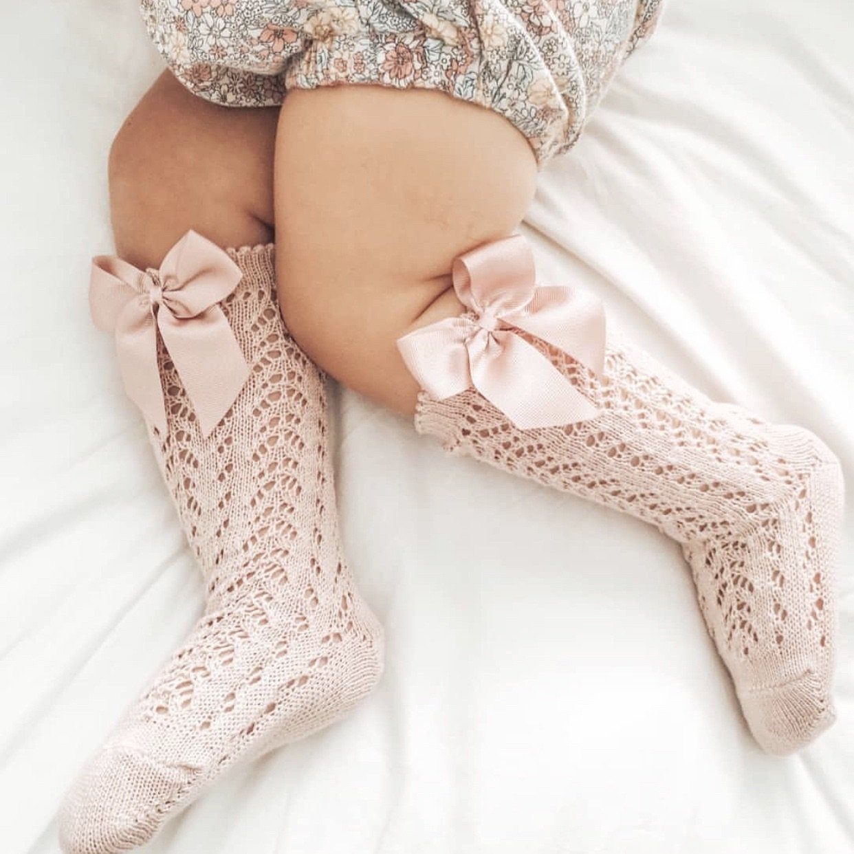 Elegant Dusky Pink Lace Openwork Bow Socks for Women - Fashionable Ankle Socks for Valentine's Day, Bridal Shower, or Romantic Date Outfits