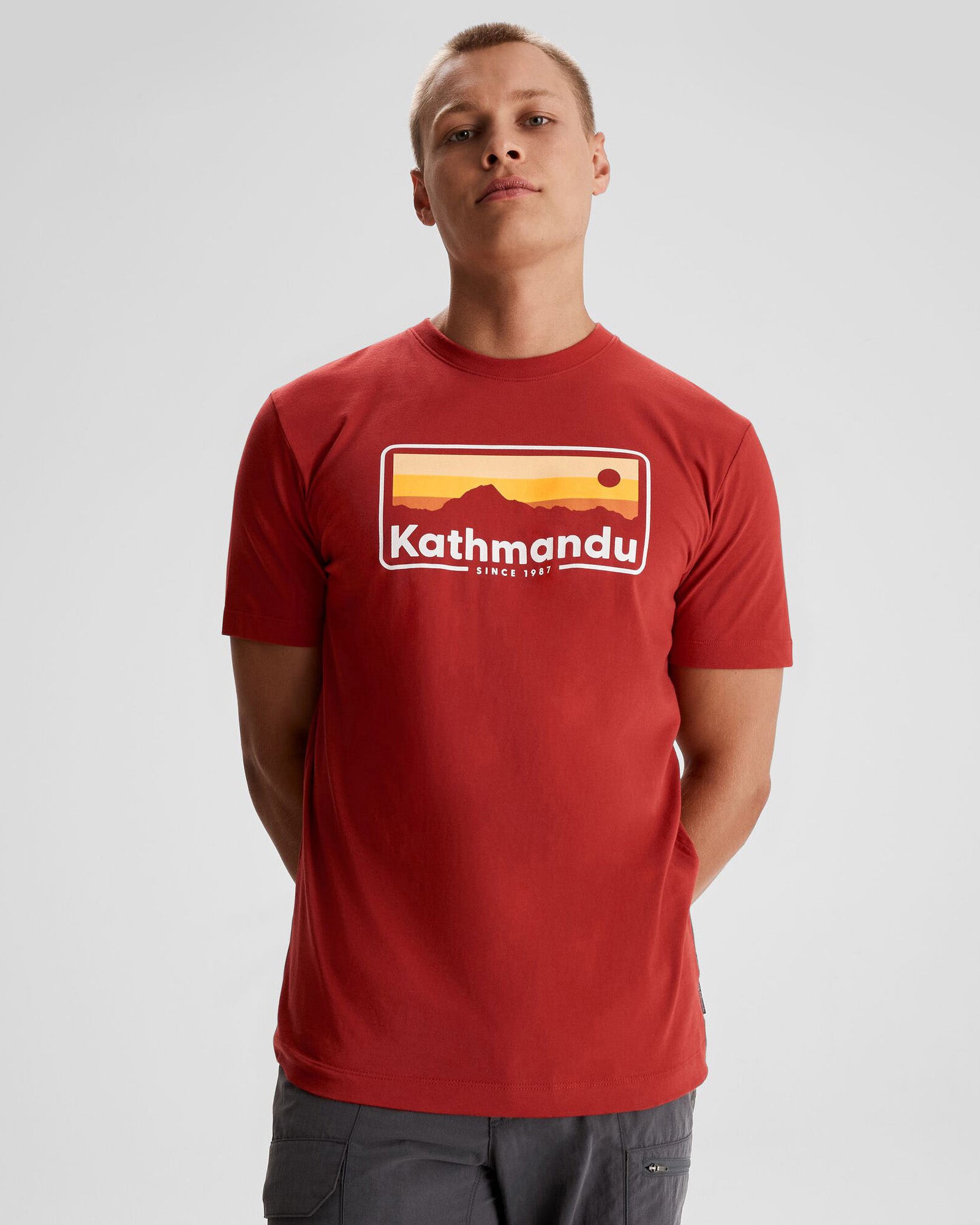 Men's Kathmandu Logo 70's Vintage Organic Cotton T-Shirt - Spicy Chilli Pepper Design - Casual Wear & Street Style Fashion