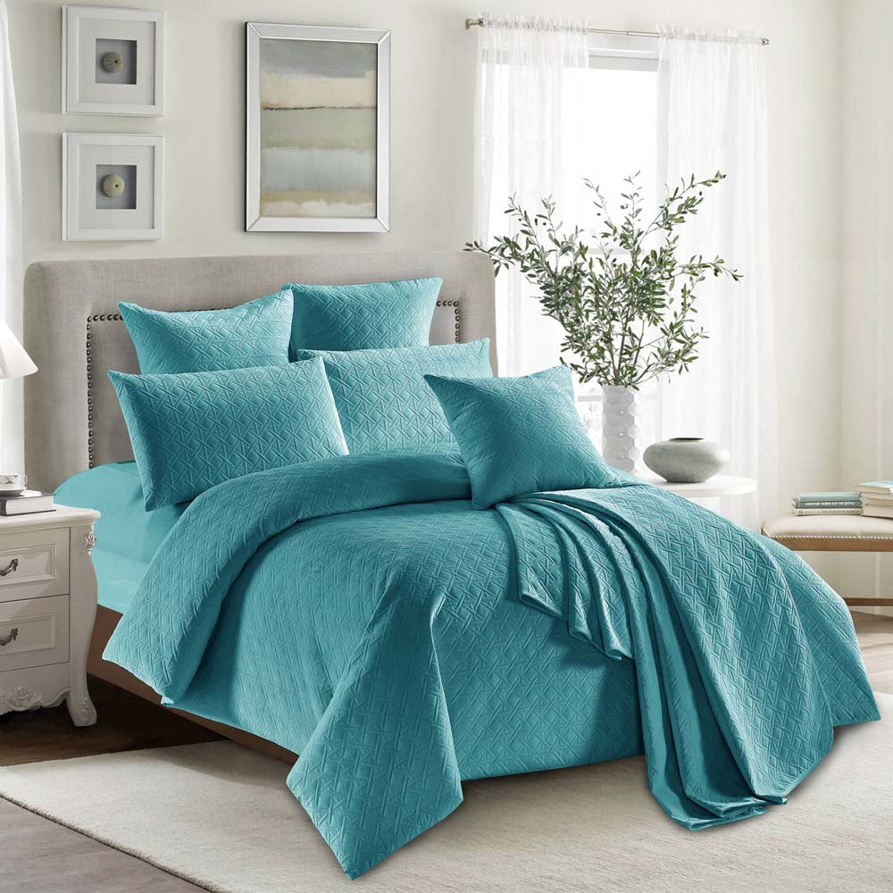 Heavenly Ocean King Size Quilt Cover Set - Soft & Breathable Bedding for a Comfortable Sleep | Perfect for Master Bedrooms & Guest Rooms