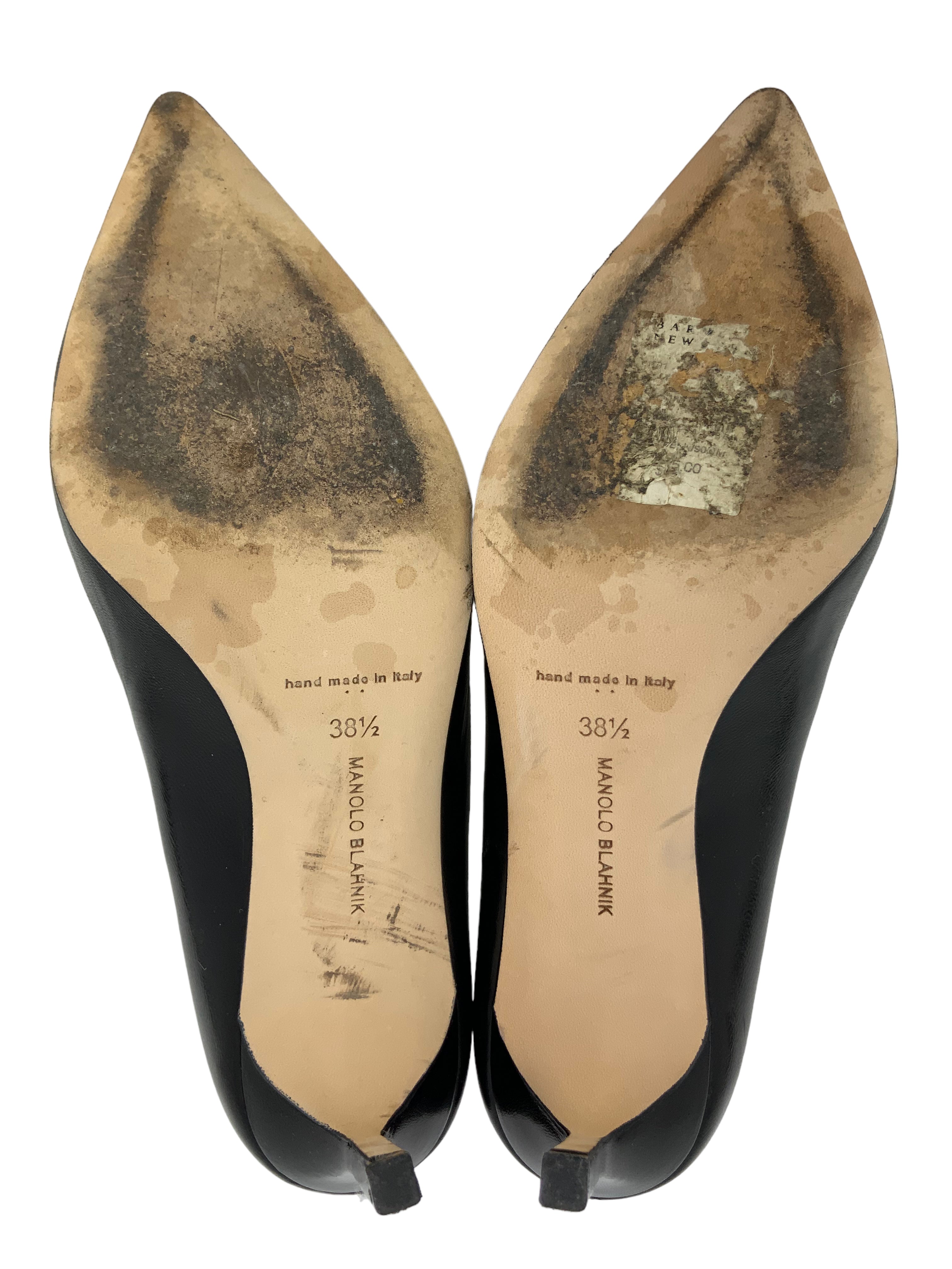 Manolo Blahnik BB Leather Pumps Women's Size 8.5 - Elegant Pointed Toe Heels for Wedding, Party & Office Wear