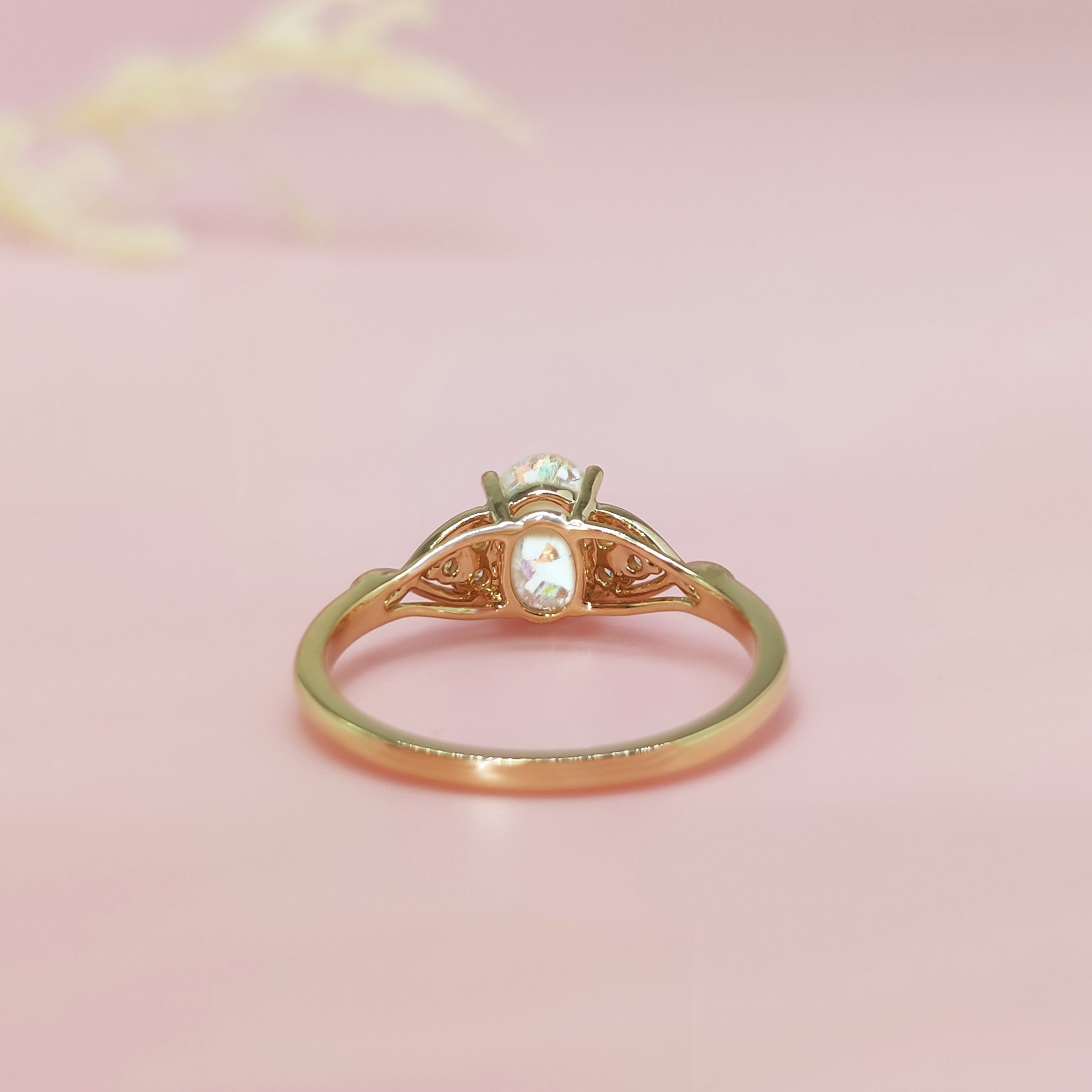 Evermore Essence: Sterling Silver Ashes Ring for Memorial, Cremation Jewelry - Perfect for Keeping Loved Ones Close, Elegant Remembrance Gift for Women & Men