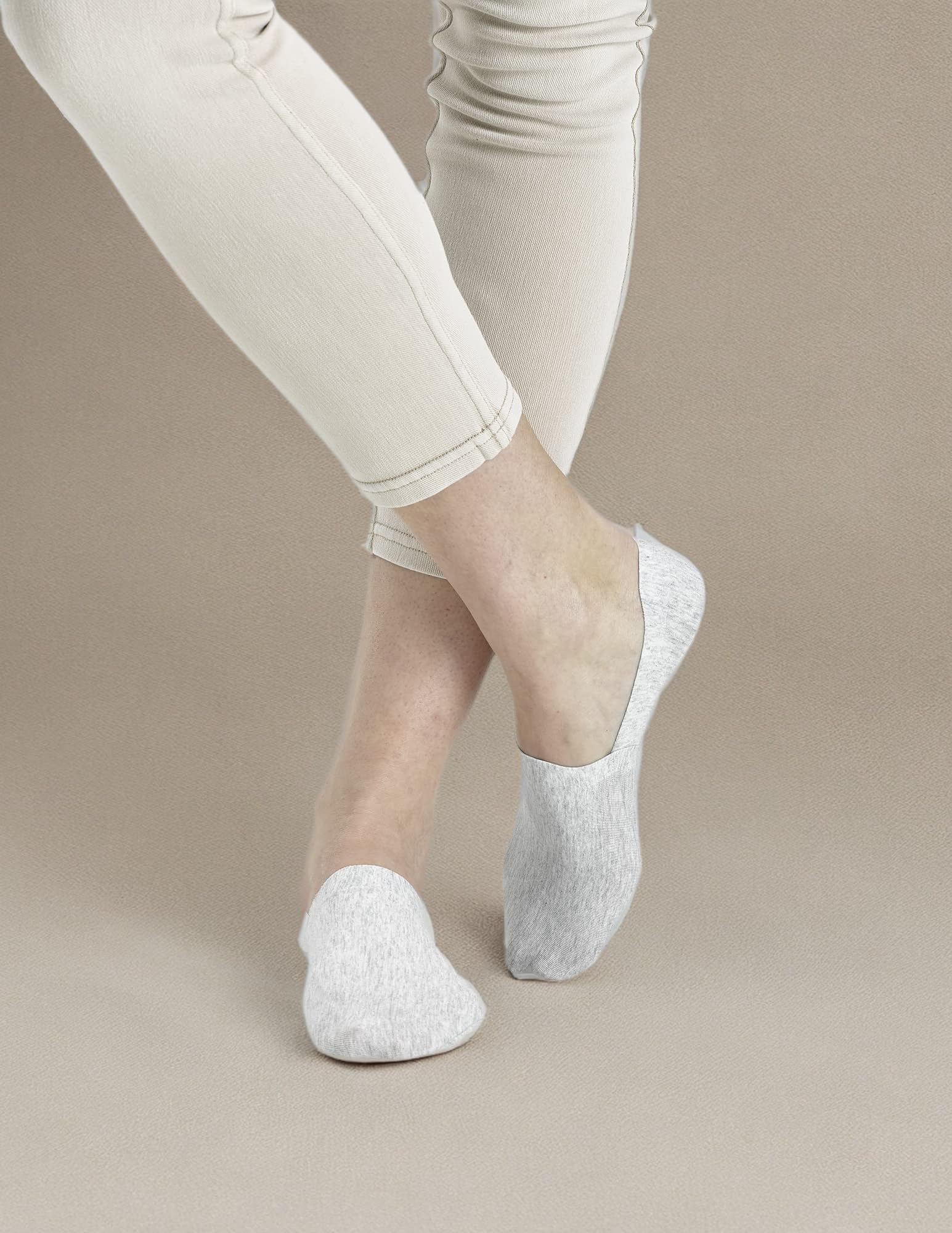 HUE Women's Perfect Edge Cotton Loafer Liner Socks - Soft Comfort No Show Socks for Shoes, Work & Casual Wear