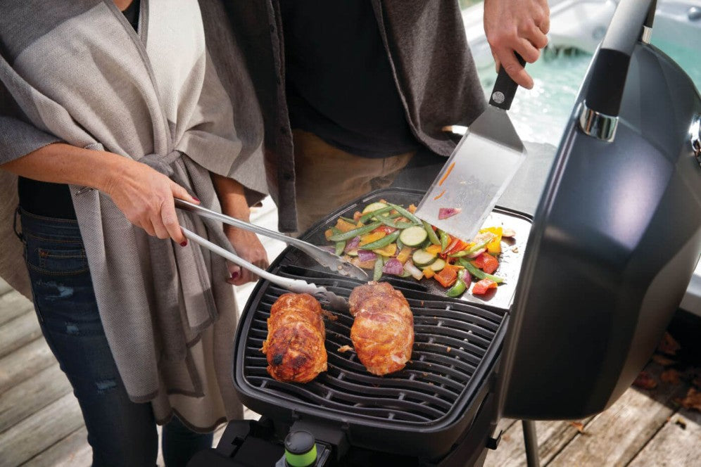 **Napoleon 55019 Premium Stainless Steel Spatula - Durable Kitchen Utensil for Flipping, Scraping & Serving - Ideal for Grilling, Cooking & Baking**