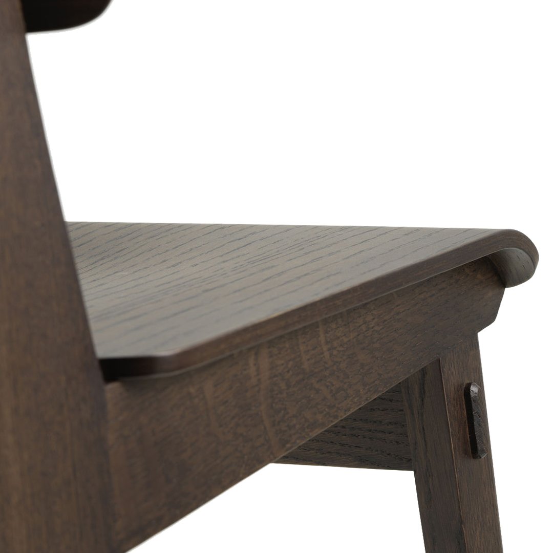 Solid Wood Chaise Lounge - Handcrafted Wooden Outdoor Lounge Chair for Patio, Garden, and Poolside Relaxation