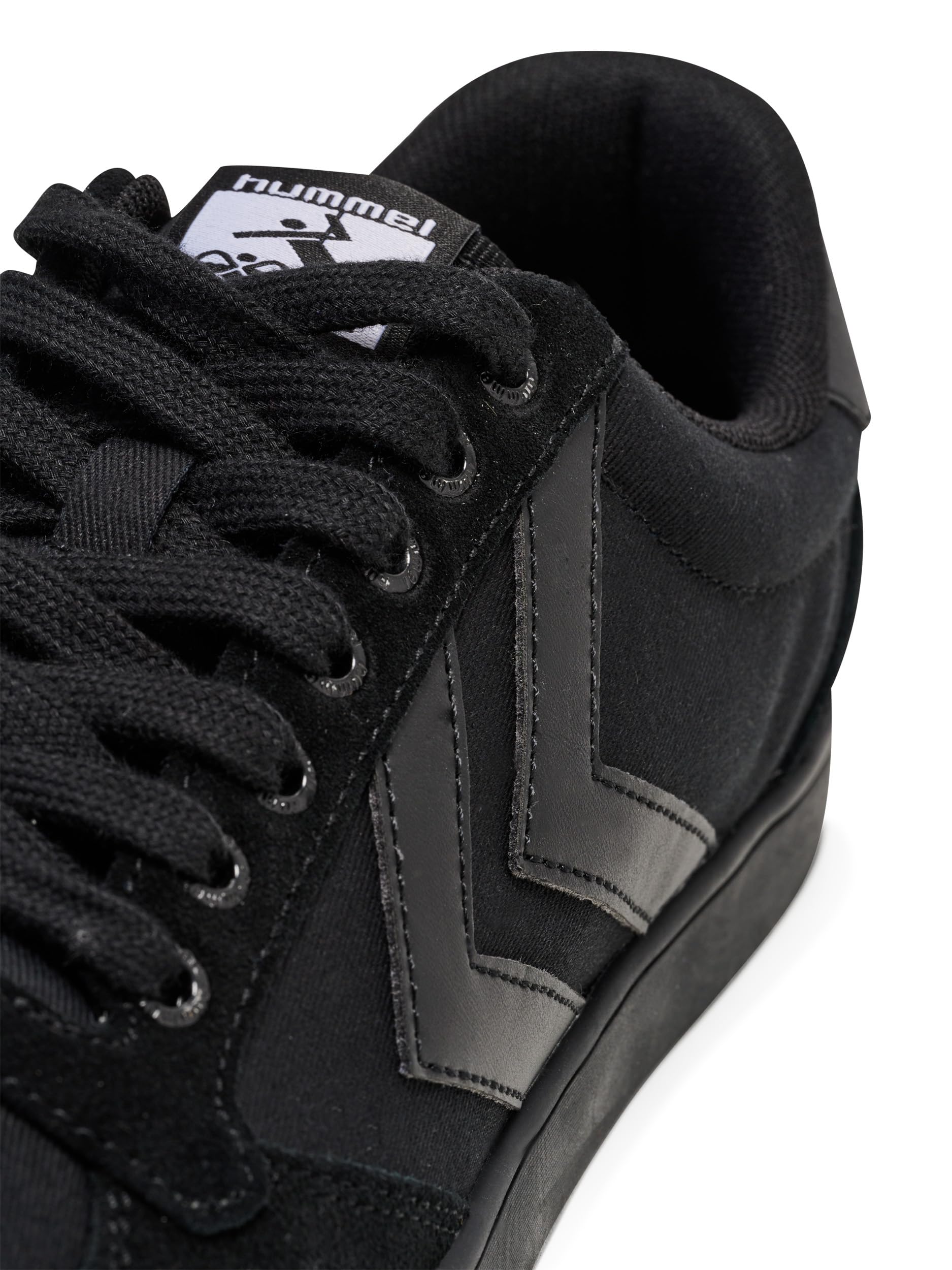 hummel Unisex Low-Top Sneakers - Comfortable Casual Shoes for Men & Women | Perfect for Walking, Gym & Everyday Wear