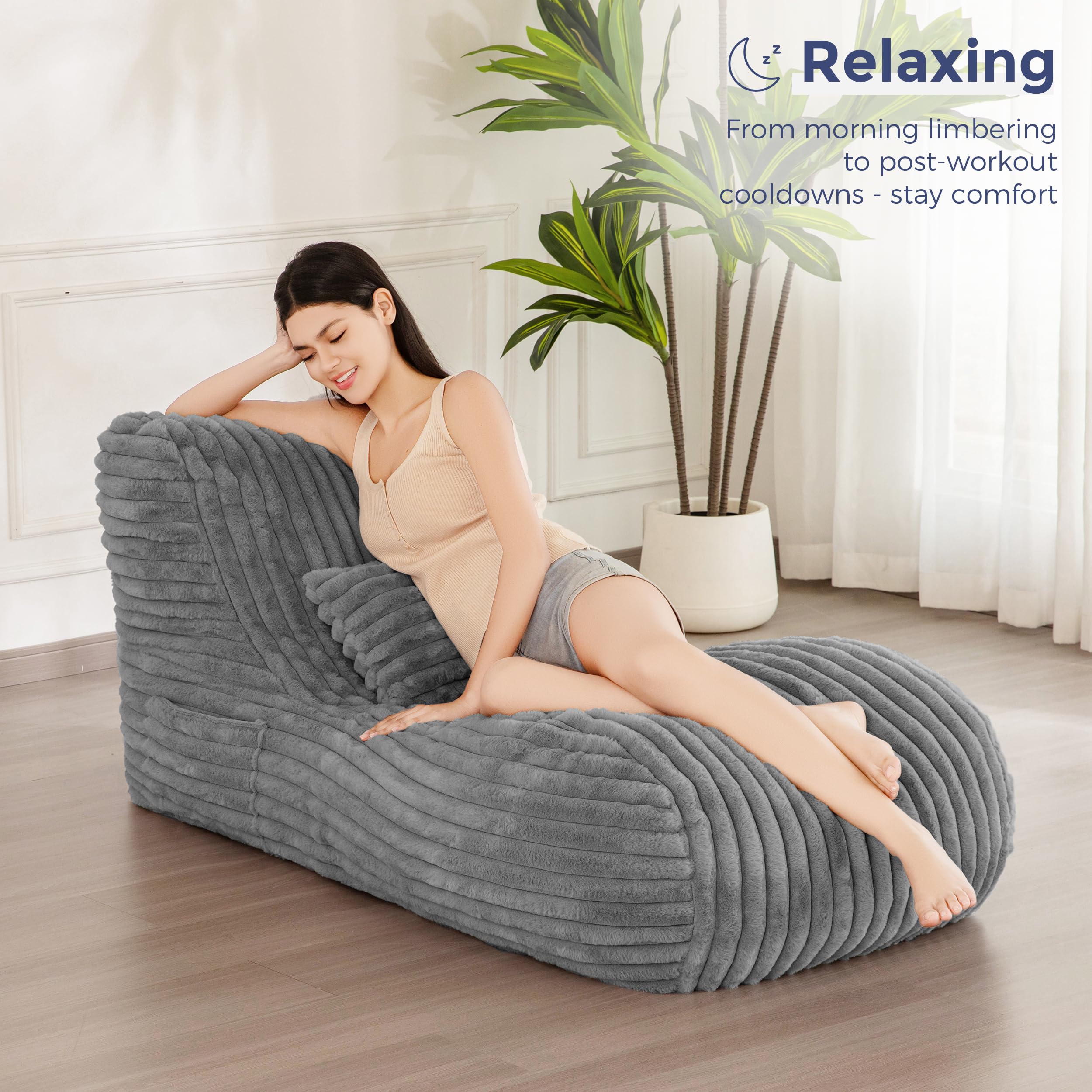 Ergonomic Velvet Chaise Lounge Chair with Pillow - Soft Fabric Floor Sofa for Bedroom & Living Room - Grey | MAXYOYO Comfortable Fainting Couch for Relaxing, Reading & Napping