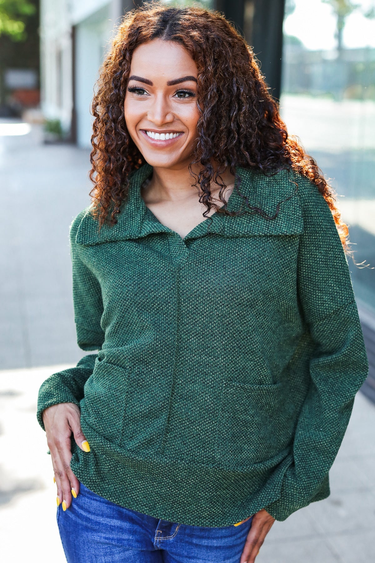 Easy Living Olive Textured Knit Notch Neck Oversized Collar Sweater - Cozy Oversized Women's Pullover for Fall & Winter | Perfect for Casual Outfits, Office Wear and Coffee Dates