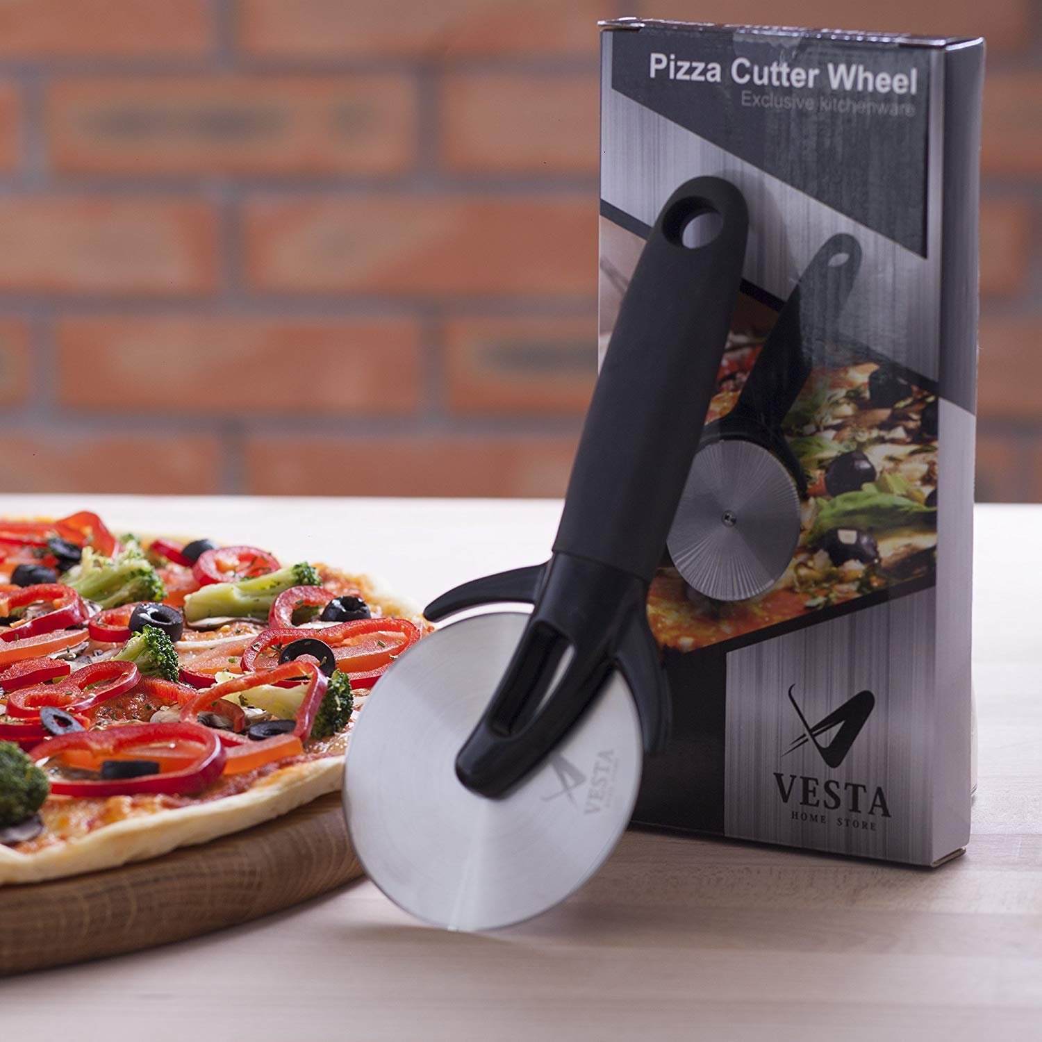 Premium Professional Pizza Cutter Wheel - Sharp Stainless Steel Blade & Ergonomic Non-Slip Handle - Perfect for Cutting Pizza, Pies, Waffles, Cookies & Dough - Ideal for Home Kitchens, Restaurants & Pizza Parties