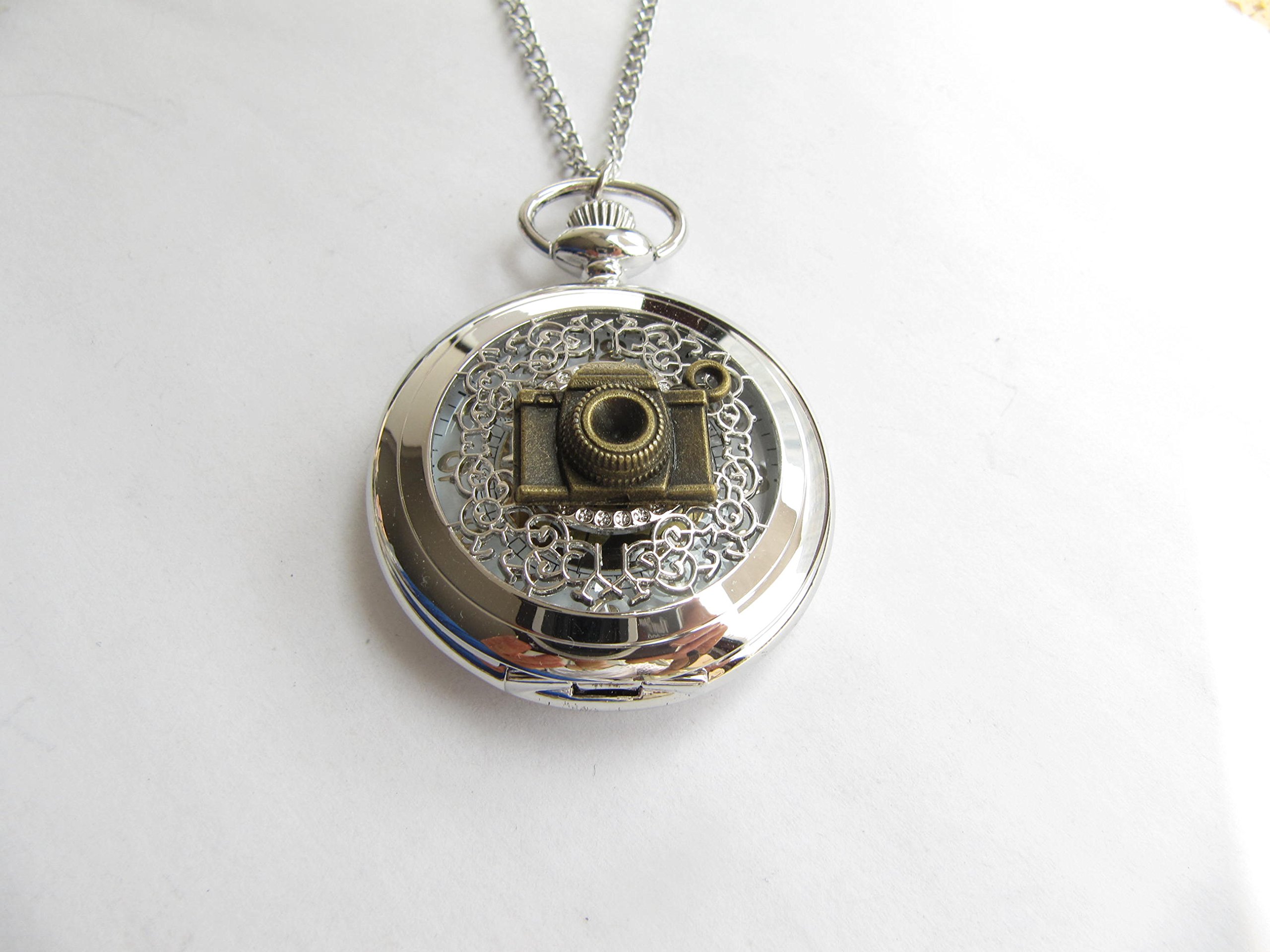 Mini Spy Camera Necklace - Hidden Camera Jewelry for Photographers & Travelers - Perfect Gift for Photography Enthusiasts - Discreet Recording for Travel, Events & Security