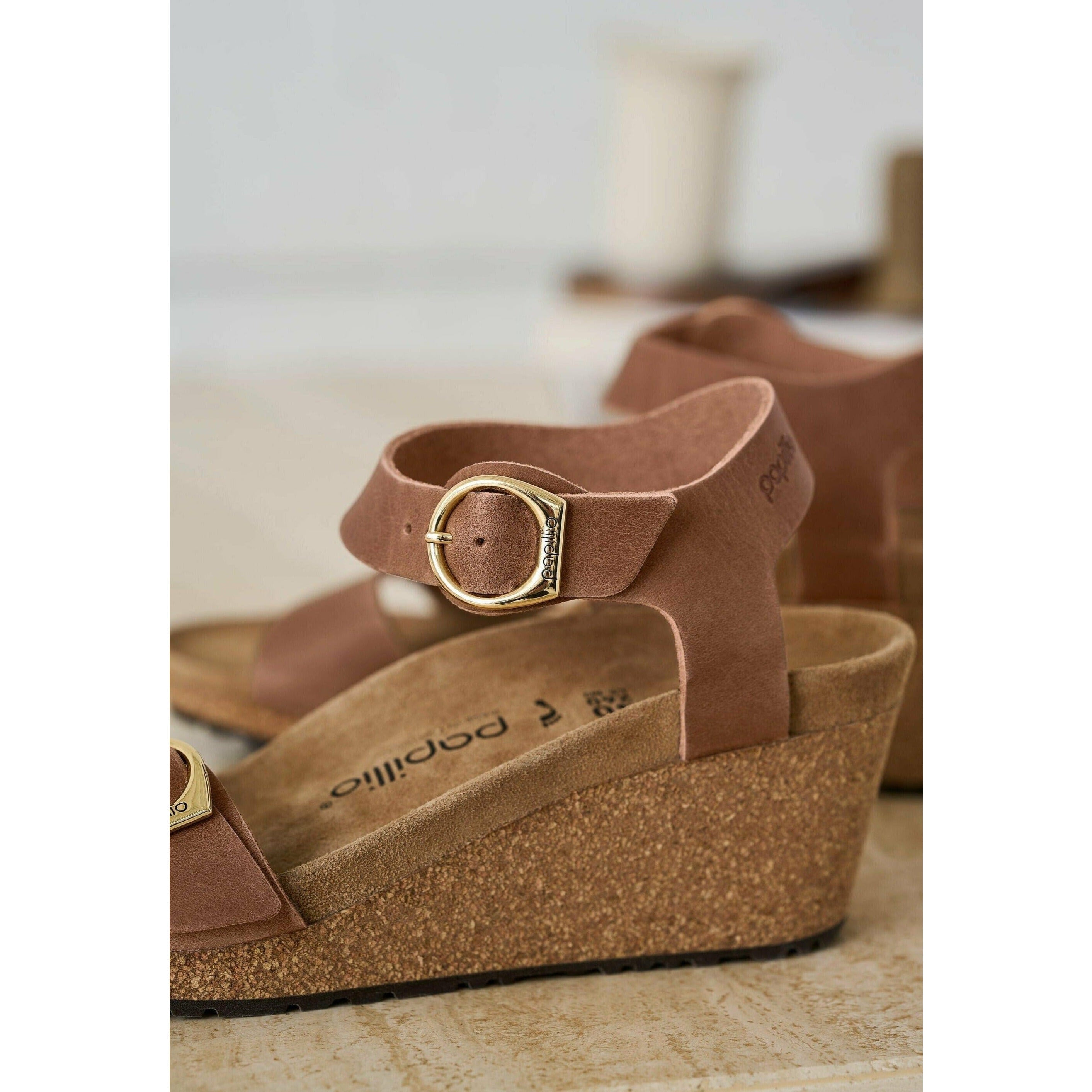 BIRKENSTOCK SOLEY OILED LEATHER SANDALS - Comfortable & Durable Footwear for Women & Men - Perfect for Casual Wear, Beach, and Summer Outfits
