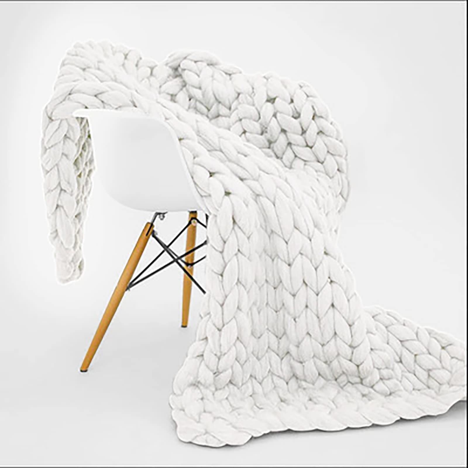 Chunky Knit Blanket - Soft & Warm Handmade Throw for Sofa, Bed, Couch - Cozy Oversized Knitted Blanket (120x150cm, White) - Perfect for Winter Nights, Lounging & Home Decor