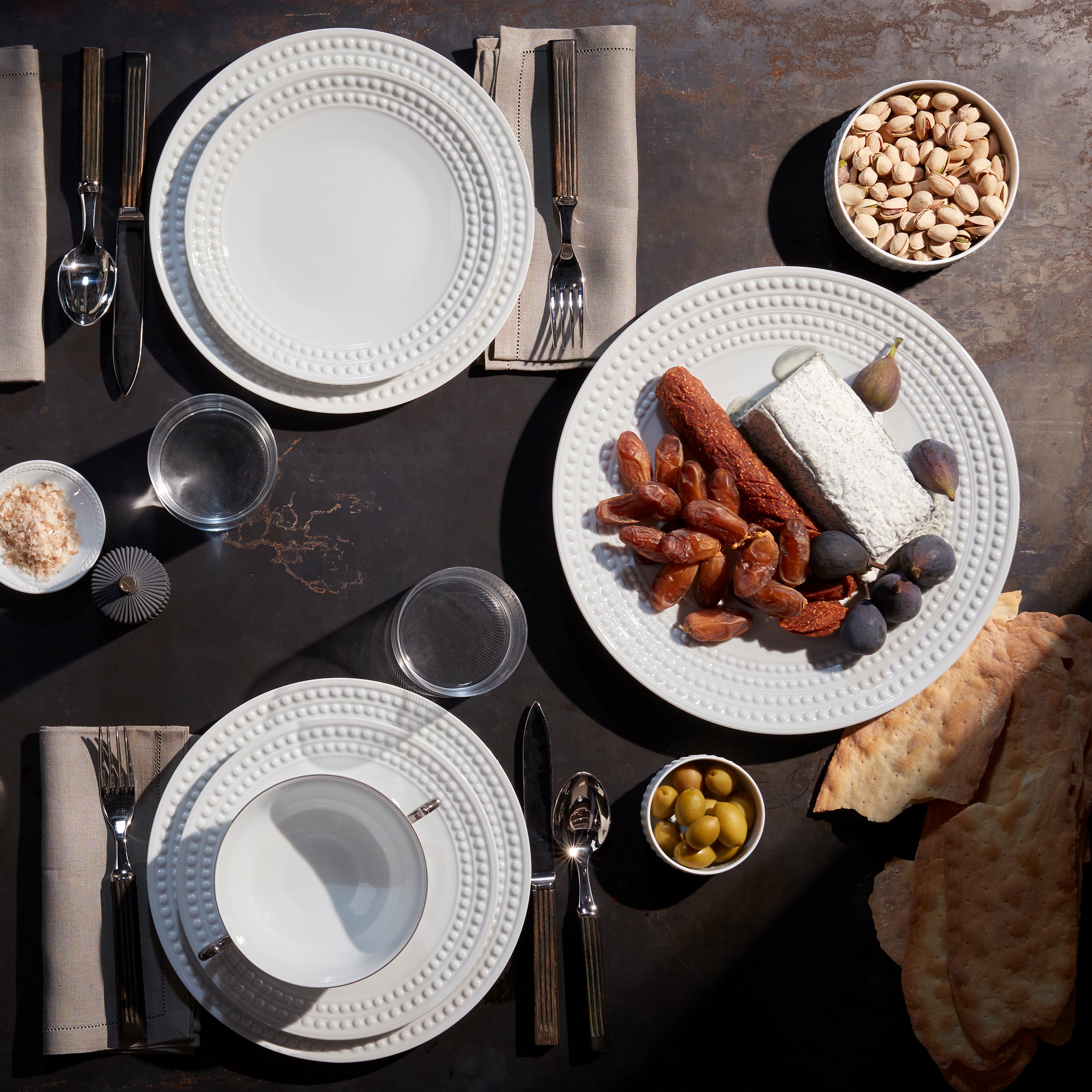 Perlée 16-Piece White Porcelain Dinnerware Set - Elegant Tableware for Formal Dining, Entertaining & Special Occasions