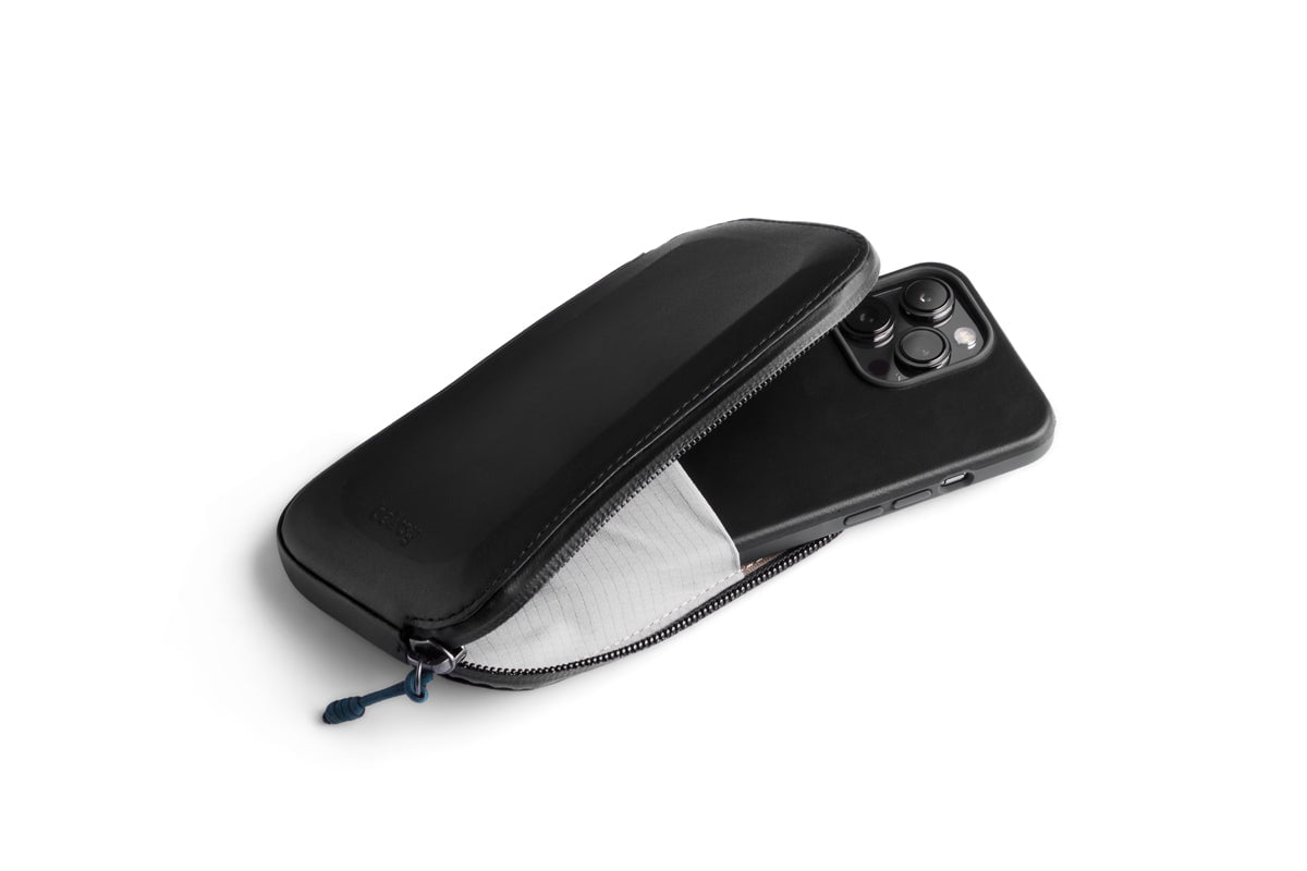 Bellroy Venture Phone Pocket - Slim & Secure Phone Holder for Everyday Carry | Perfect for Hiking, Travel & Outdoor Adventures
