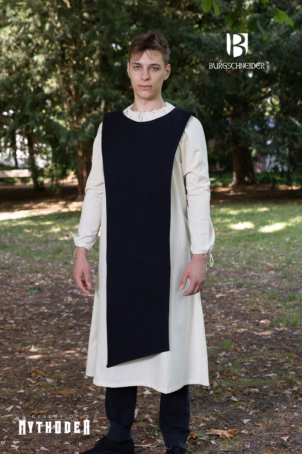 Black Dynasty Tabard - Medieval Renaissance Costume for LARP, Cosplay & Historical Reenactment | Perfect for Halloween, Theater & Fantasy Events