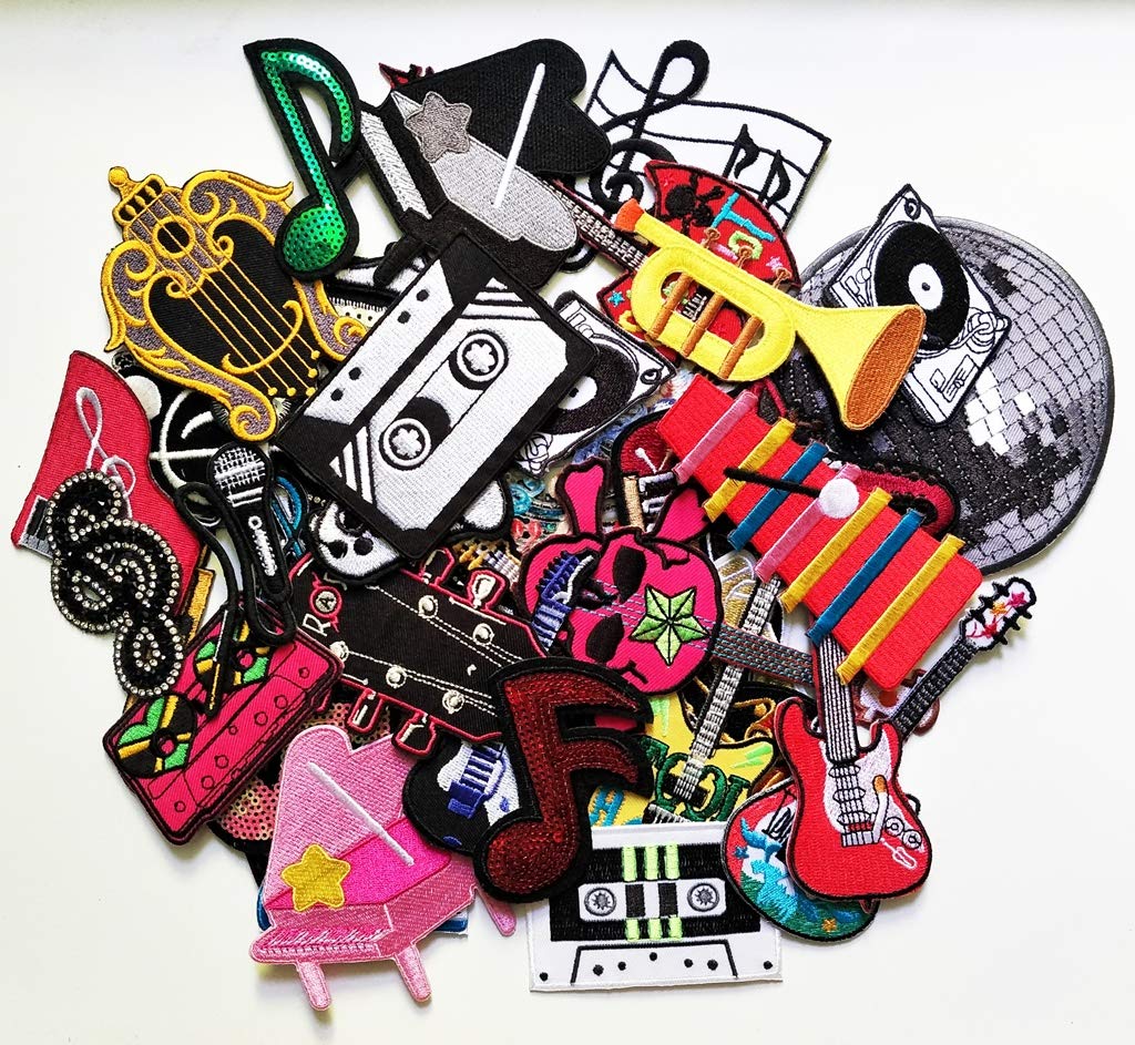 Vintage White Cassette Tape Retro 70s Music Cartoon Iron-On Embroidery Patch for DIY Jackets, Bags, Jeans & T-Shirts - Perfect for Costumes, Backpacks & DIY Fashion Projects