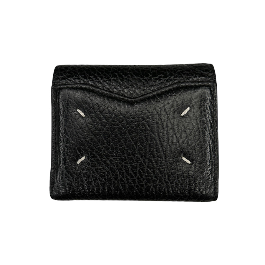 Maison Margiela Pebbled Leather Envelope Wallet for Men & Women - Slim RFID Blocking Credit Card Holder - Perfect for Travel, Business & Everyday Use