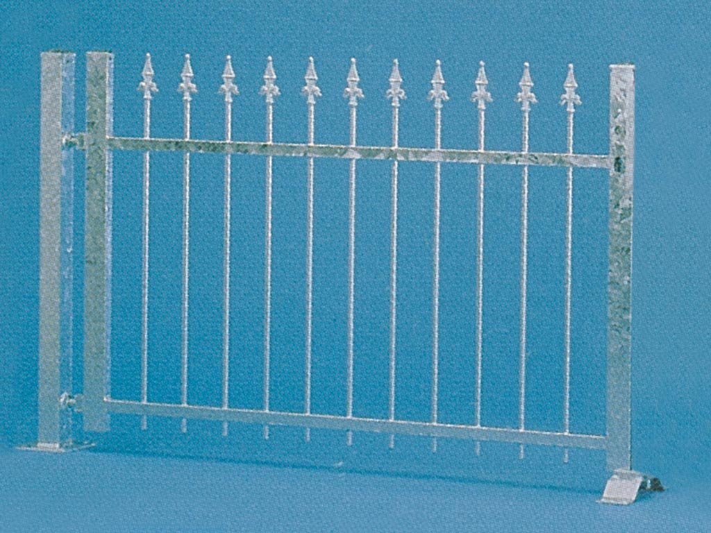 HO Scale Model Train Iron Fence - Silver Finish 190cm (74.8