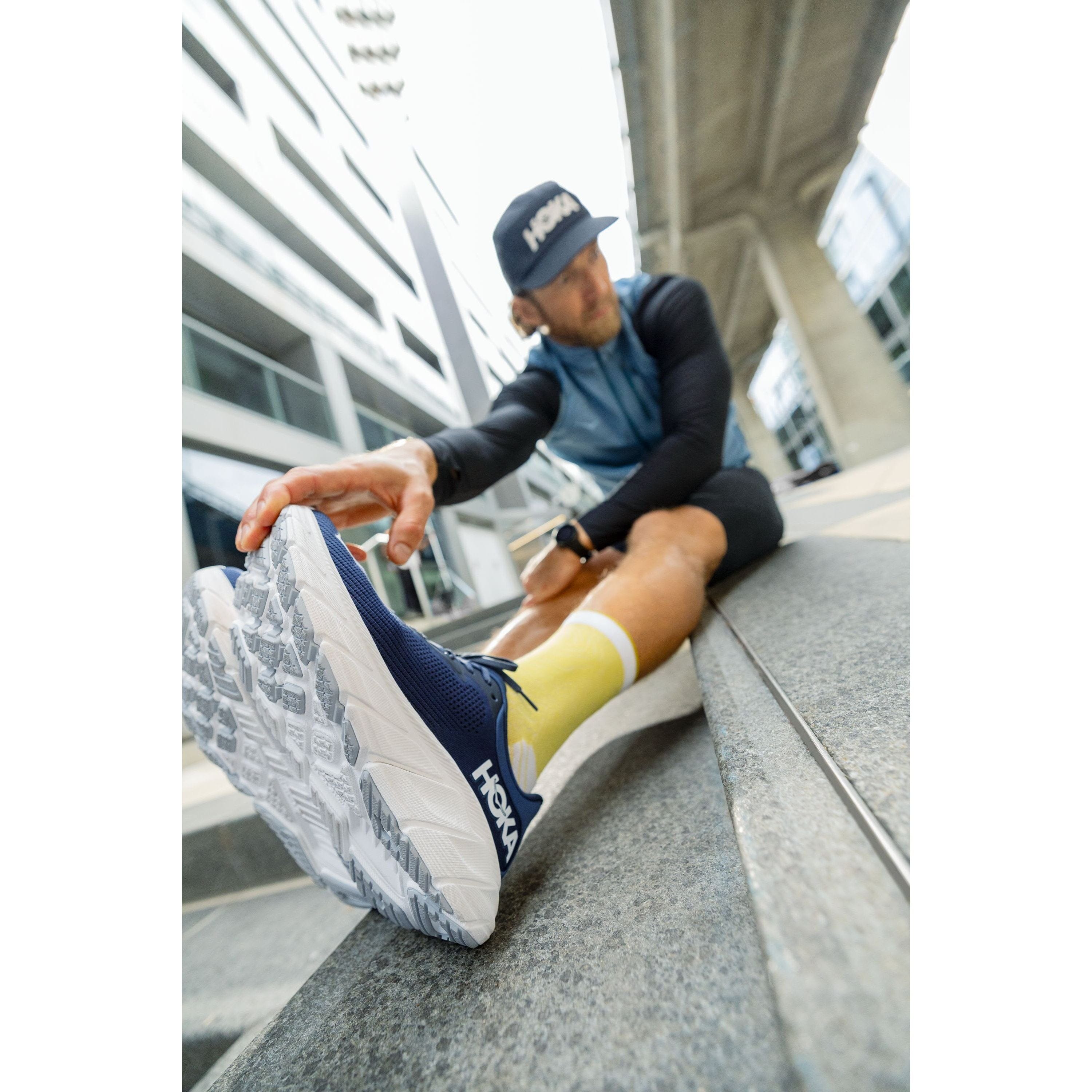HOKA ARAHI 7 Men's Running Shoes - Medium & Wide Width - Stability & Cushion for Road Running - Final Sale - Perfect for Marathon Training, Jogging & Daily Workouts