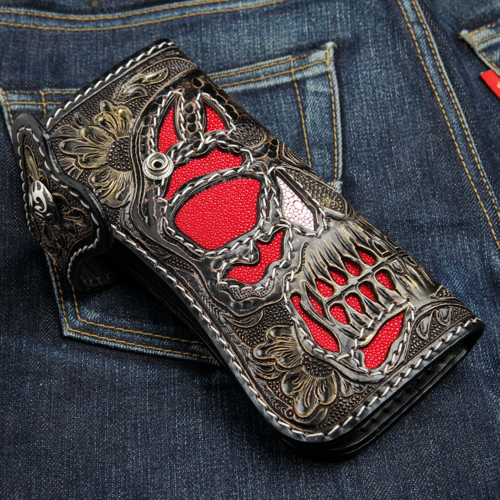 Handmade Genuine Leather Biker Wallet with Skull Design - Customizable Motorcycle Wallet for Men - Perfect for Biker Gifts, Motorcycle Rides & Everyday Use