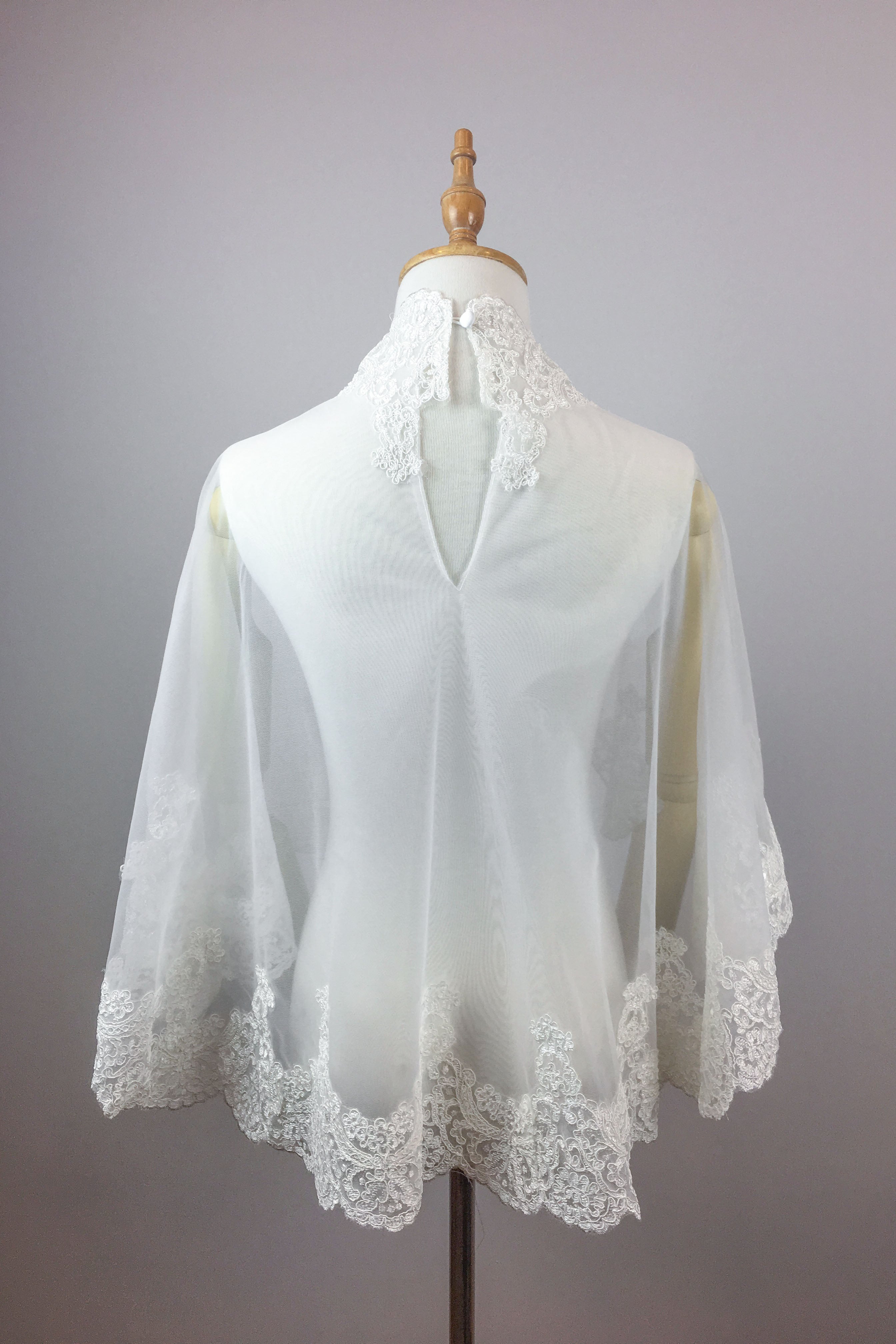 Elegant Lace Bolero Bridal Cover Up - Summer Wedding Shawl for Brides & Bridesmaids - Perfect for Beach, Garden & Outdoor Ceremonies