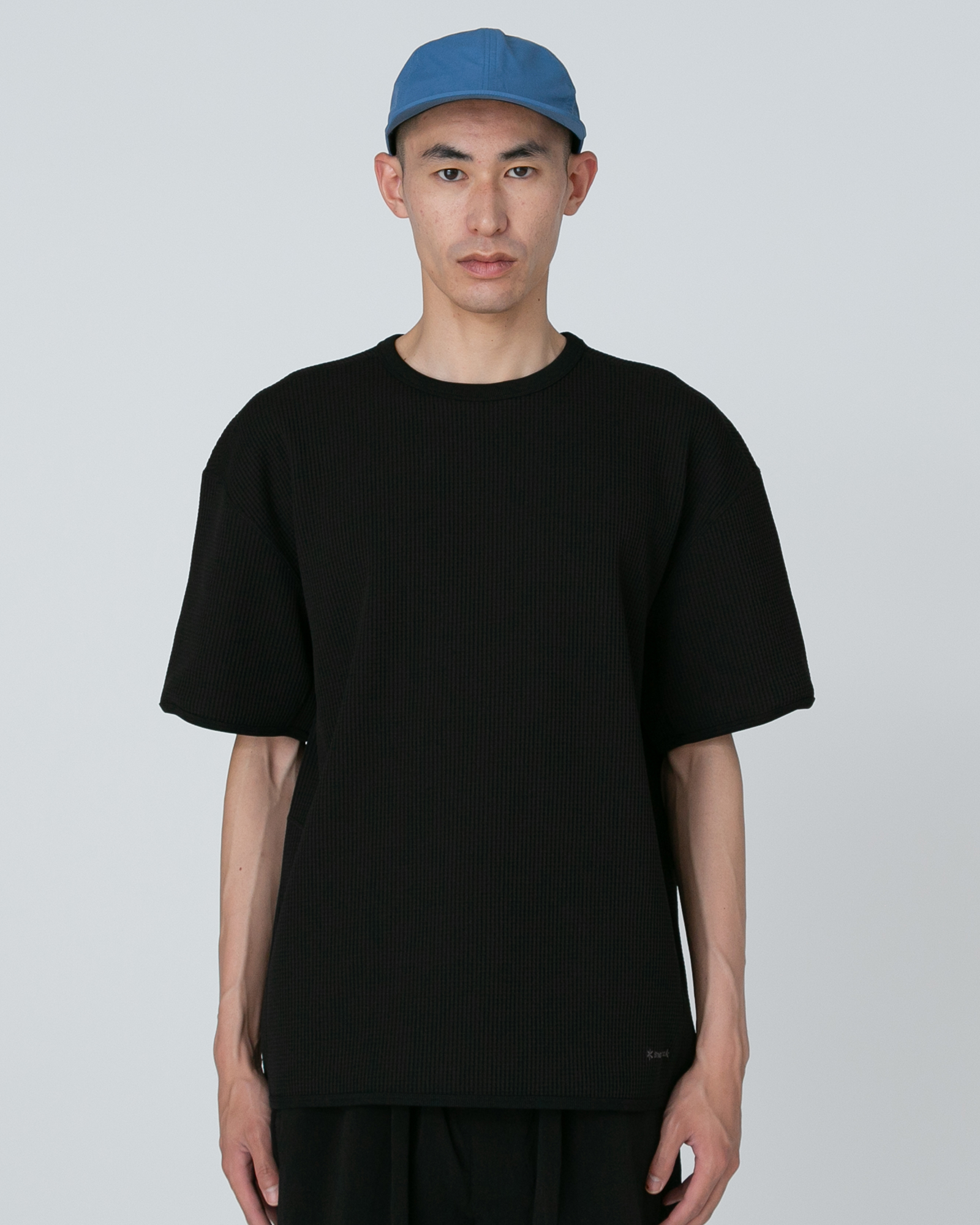 Comfortable Dry Waffle T-Shirt for Men & Women - Breathable Cotton Blend Tee for Casual Wear, Gym, and Outdoor Activities
