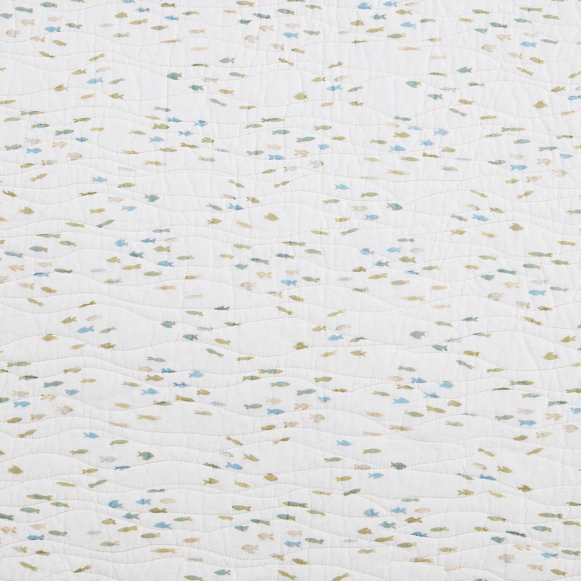 C&F Home Cerulean Shores 3-Piece Coastal Bedding Set - Reversible Seashells, Fish, Crab & Starfish Pattern Quilt Set | Full/Queen Size | Machine Washable Cotton | Perfect for Beach House, Nautical Theme Bedroom & Coastal Decor