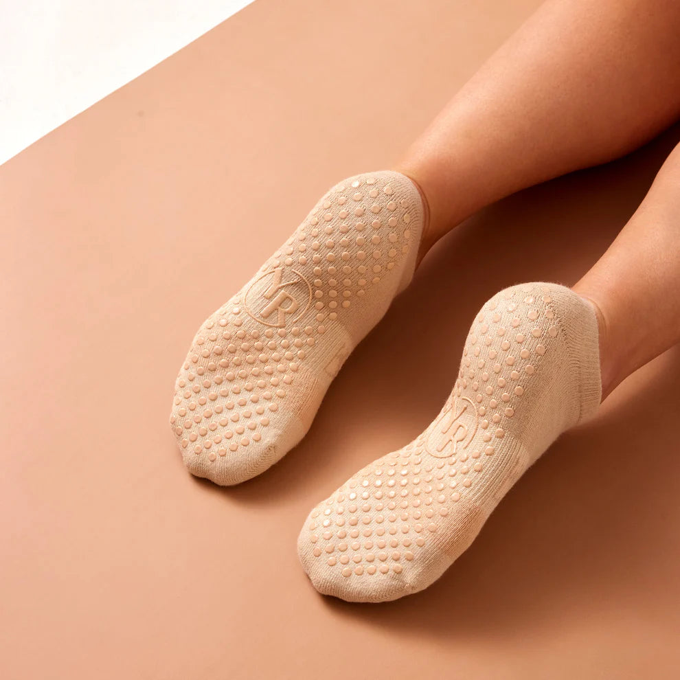 Non-Slip Grip Socks for Women & Men - Yoga, Pilates, Barre, Workout & Dance - Anti-Skid Socks with Traction for Home, Gym & Studio - Perfect for Fitness, Exercise & Sports Activities
