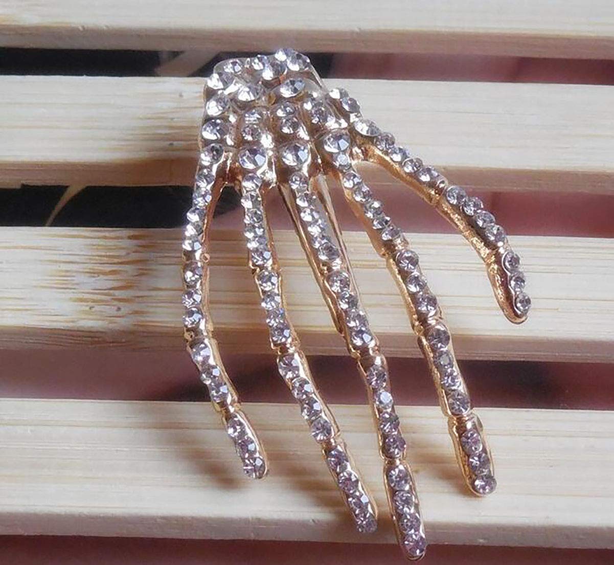 2PCS Rhinestone Crystal Skeleton Claw Hair Clips - Punk Skull Hand Bone Hair Barrettes for Women - Gothic Horror Hair Accessories for Cosplay, Halloween, and Gothic Fashion (White)