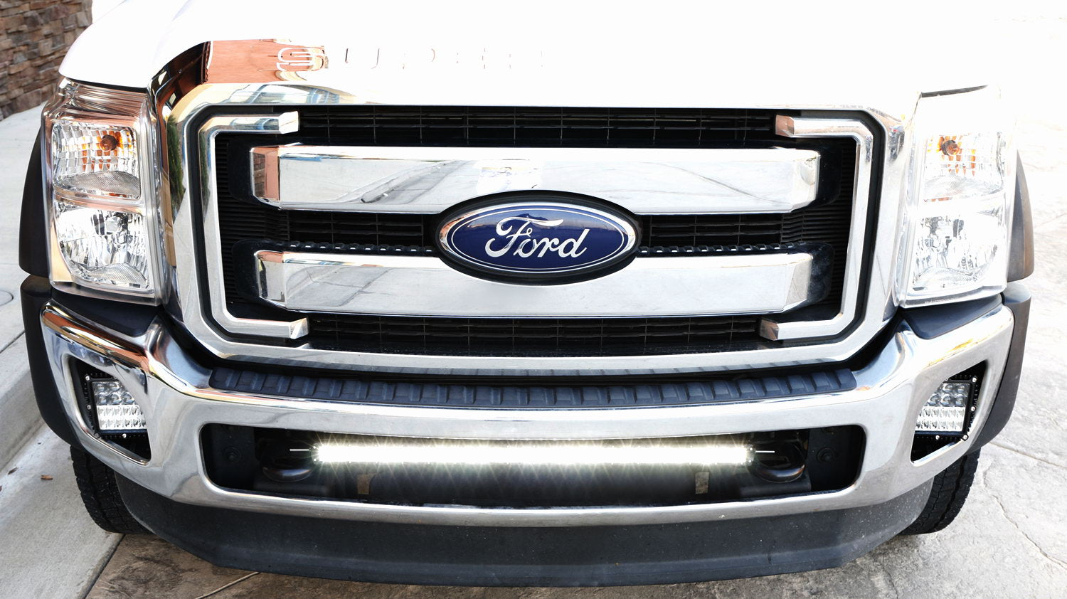 150W 30-Inch CREE LED Light Bar with Lower Bumper Bracket & Wiring Harness for 2011-2016 Ford F250 F350 Trucks - Off-Road, Fog, Work Light for Night Driving & Outdoor Adventures