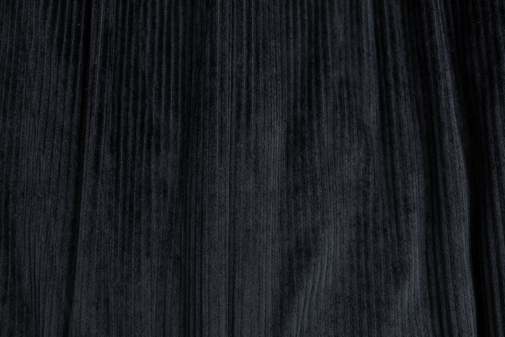 Bryant Soft Fleece Blanket - Ultra Cozy & Warm Throw for Bed, Couch, and Travel - Perfect for Winter Nights, Camping, and Gifts