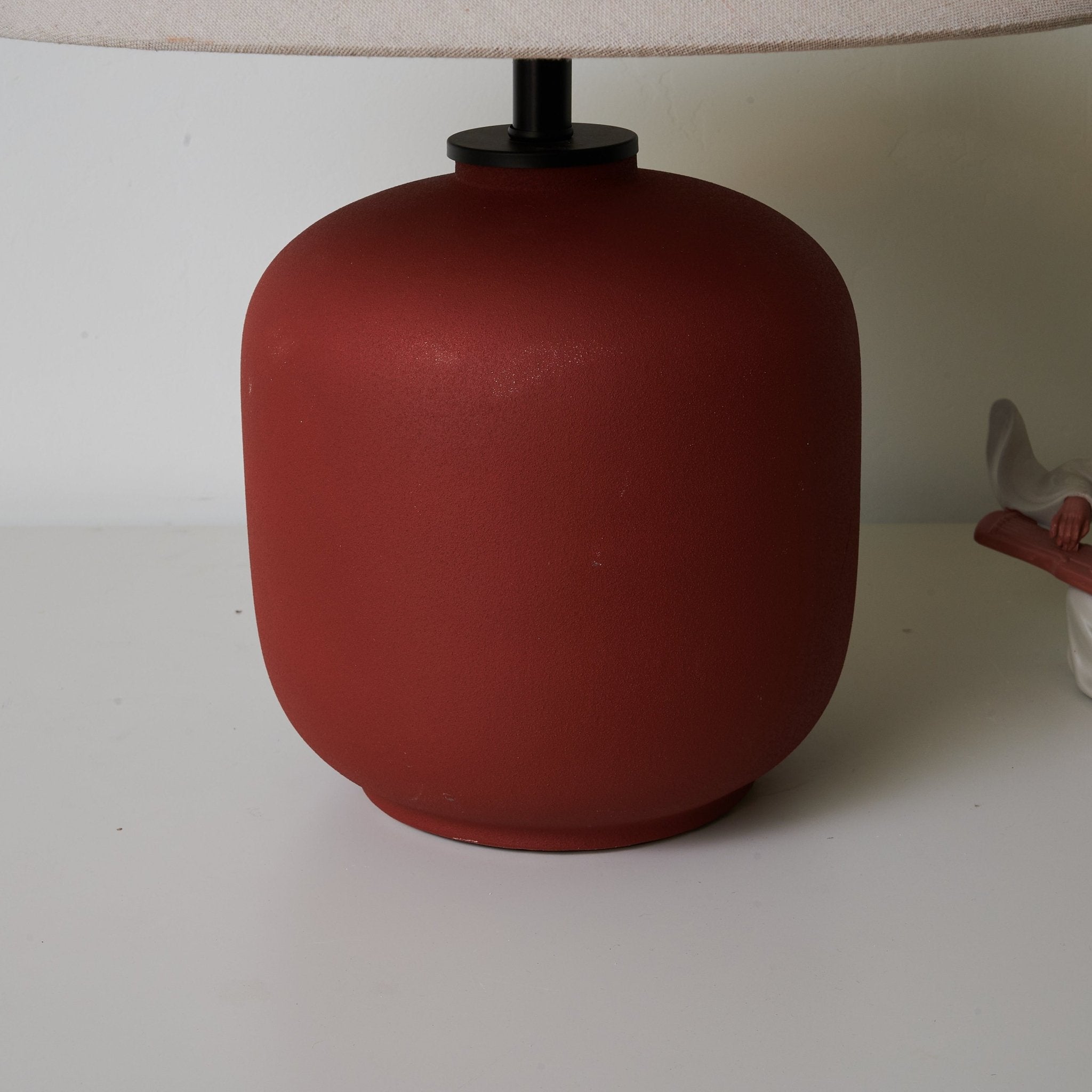 Sienna Clay Table Lamp - Handcrafted Ceramic Nightstand Light for Bedroom, Living Room & Office - Warm Ambient Lighting for Home Decor
