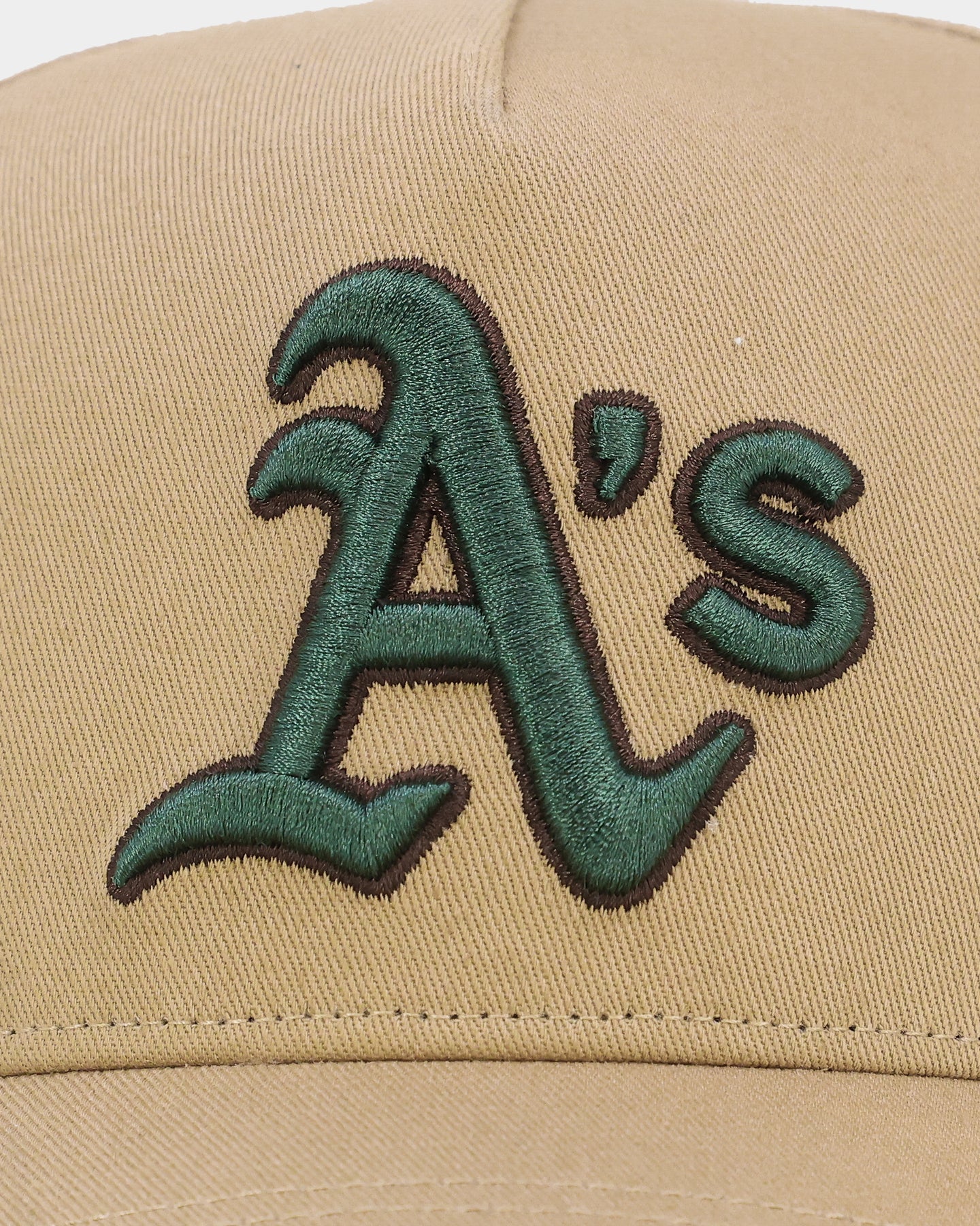 47 Brand Oakland Athletics 'Croc Hunter' MVP Snapback Hat - Khaki/Dark Green Adjustable Baseball Cap for Men & Women - Perfect for Sports Games, Outdoor Activities and Casual Wear