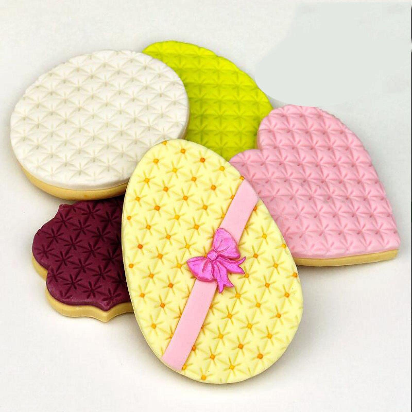 Premium Chocolate & Fondant Molds Set - Large Leaf Clover Border, Cross Flower Printing Molds for Cake Decorating, Biscuit Making & Baking Supplies (Perfect for Wedding Cakes, Cupcakes & DIY Desserts)