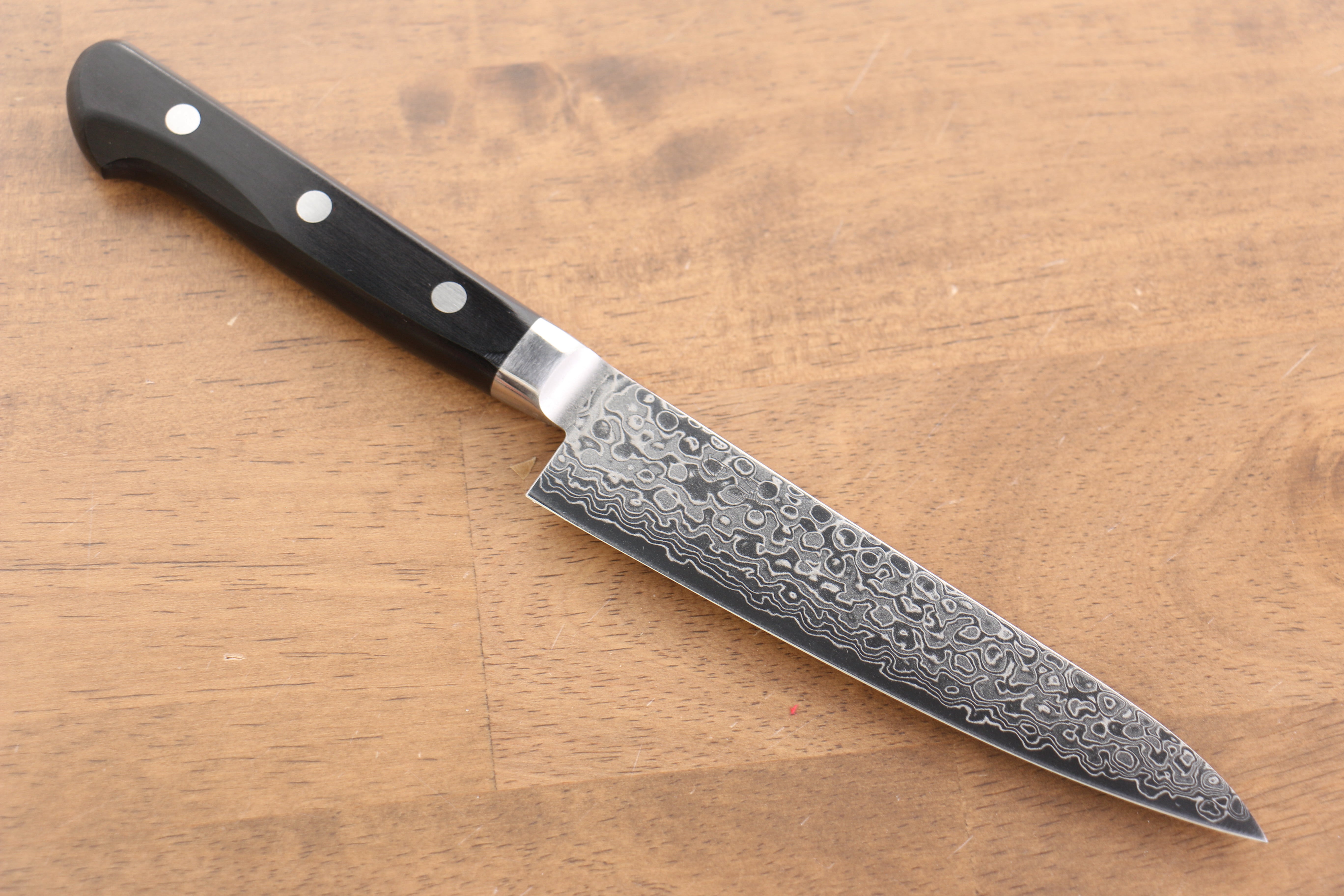 Seisuke Kagami AUS10 Damascus Petty Knife 135mm - 45 Layer Mirrored Finish with Black Pakkawood Handle - Perfect for Precision Slicing, Dicing & Kitchen Tasks
