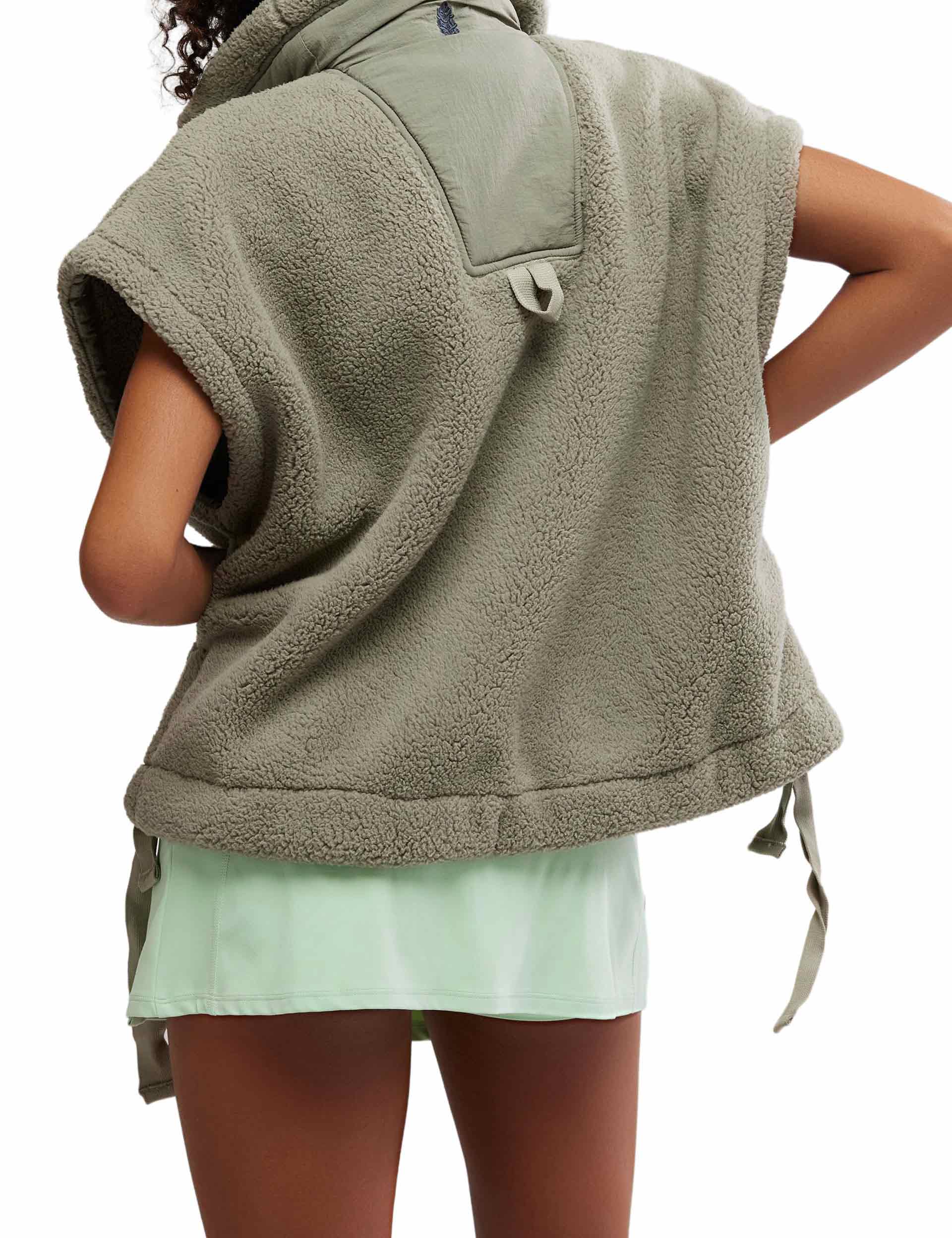 Scout It Out Fleece Vest for Men & Women - Sage Stone Color, Lightweight & Warm Outdoor Fleece Jacket for Hiking, Camping & Casual Wear