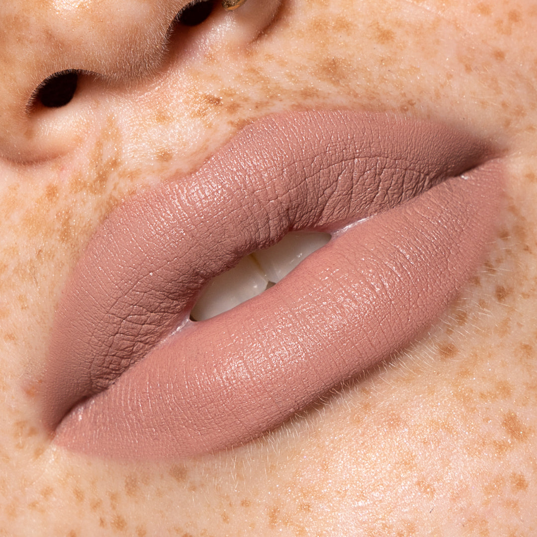 Lady Anyeluz Lipstick Bar - Long Lasting Matte Lipstick for Women, Hydrating & Non-Drying, Cruelty-Free - Perfect for Everyday Wear, Parties & Special Occasions