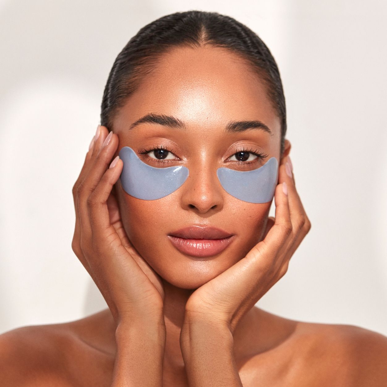 Cooling & De-Puffing Eye Mask for Dark Circles & Puffiness - Soothing Gel Eye Patches for Tired Eyes, Perfect for Morning Routine & Travel Skincare