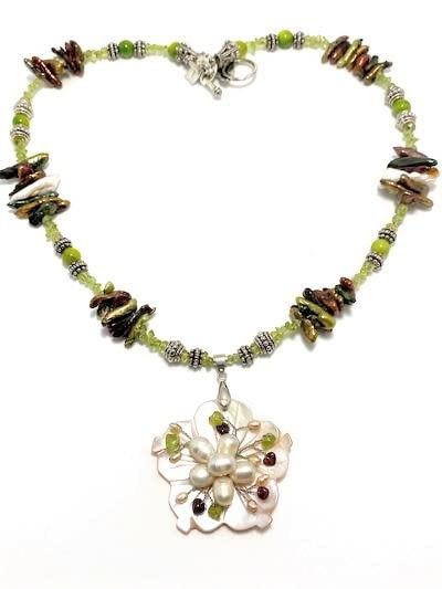 Elegant Flower Shell Necklace & Bracelet Set with Freshwater Potato Pearl Pendant, Peridot & Garnet Chips - Perfect for Weddings, Anniversaries and Special Occasions
