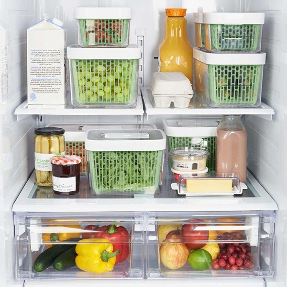OXO 4.7L/5Qt GreenSaver Produce Keeper - Fresh Fruit & Vegetable Storage Container for Refrigerator - Extends Shelf Life of Berries, Lettuce & Herbs
