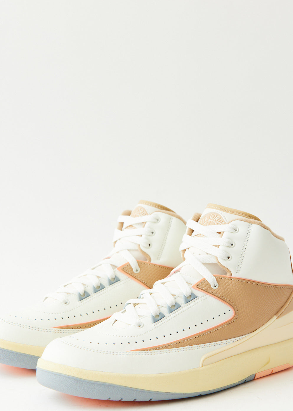 Air Jordan 2 Retro 'Sunset Haze' Men's Basketball Shoes - Premium Comfort & Style for Casual Wear, Street Fashion & Sneaker Collectors