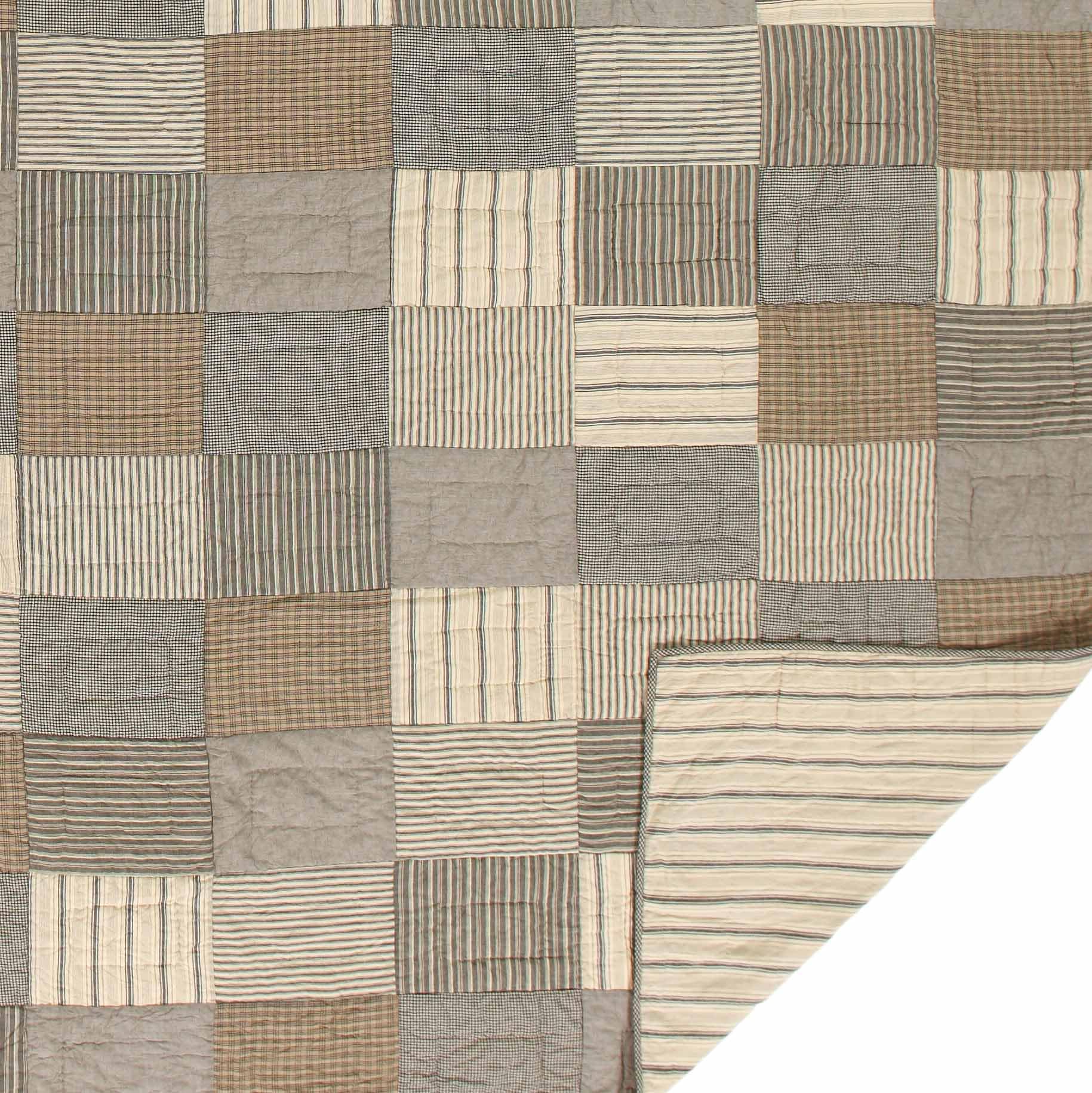 VHC Brands Sawyer Mill Charcoal Patchwork Farmhouse Reversible 3-Piece Quilt Set - California King Quilt & 2 King Pillow Shams | Cozy Farmhouse Bedroom Decor for Master Bedroom, Guest Room & Vacation Homes