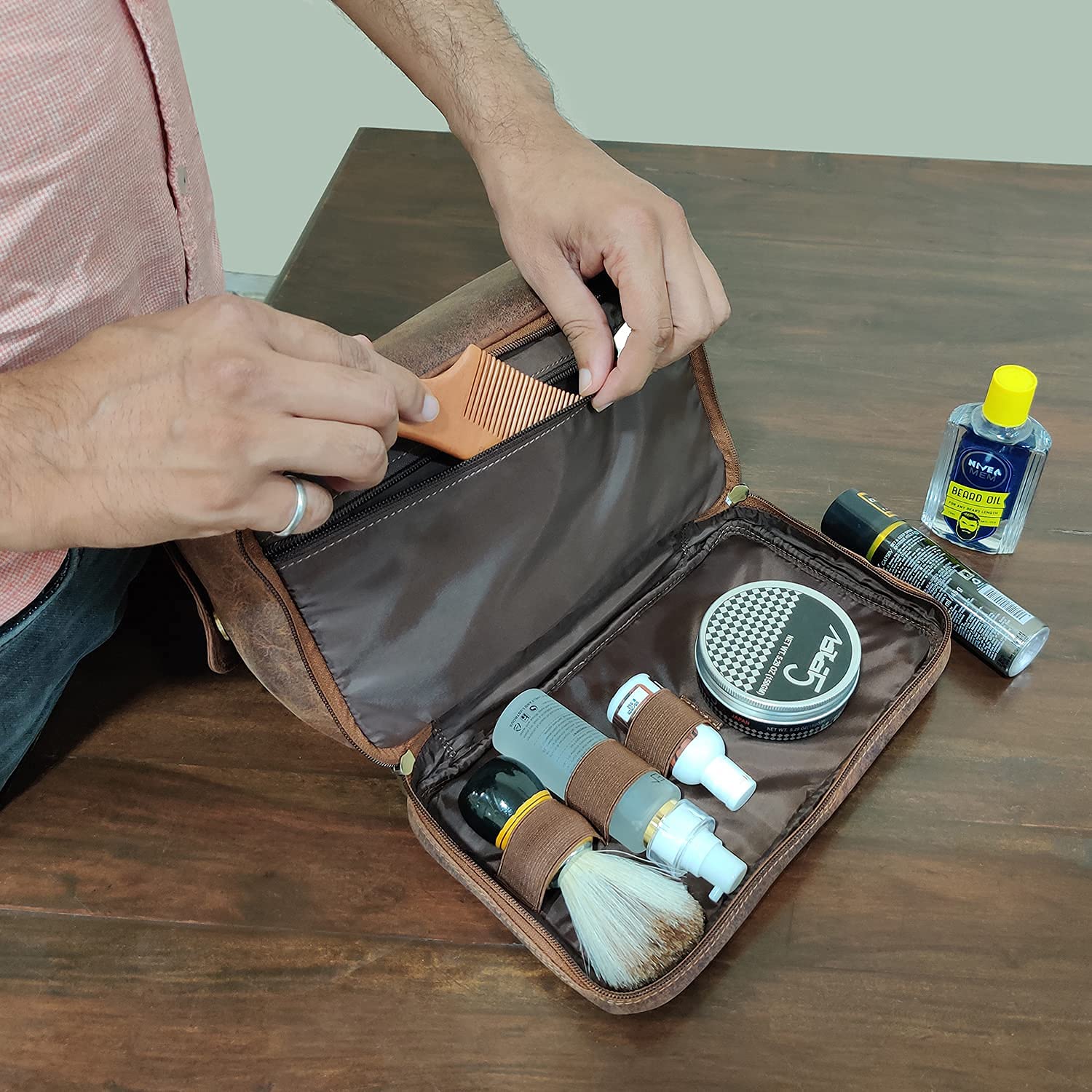 RUSTIC TOWN Genuine Leather Toiletry Bag with Zip Closure - Premium Travel Cosmetic Case for Men & Women | Perfect for Weekend Getaways, Business Trips & Grooming Essentials Organization