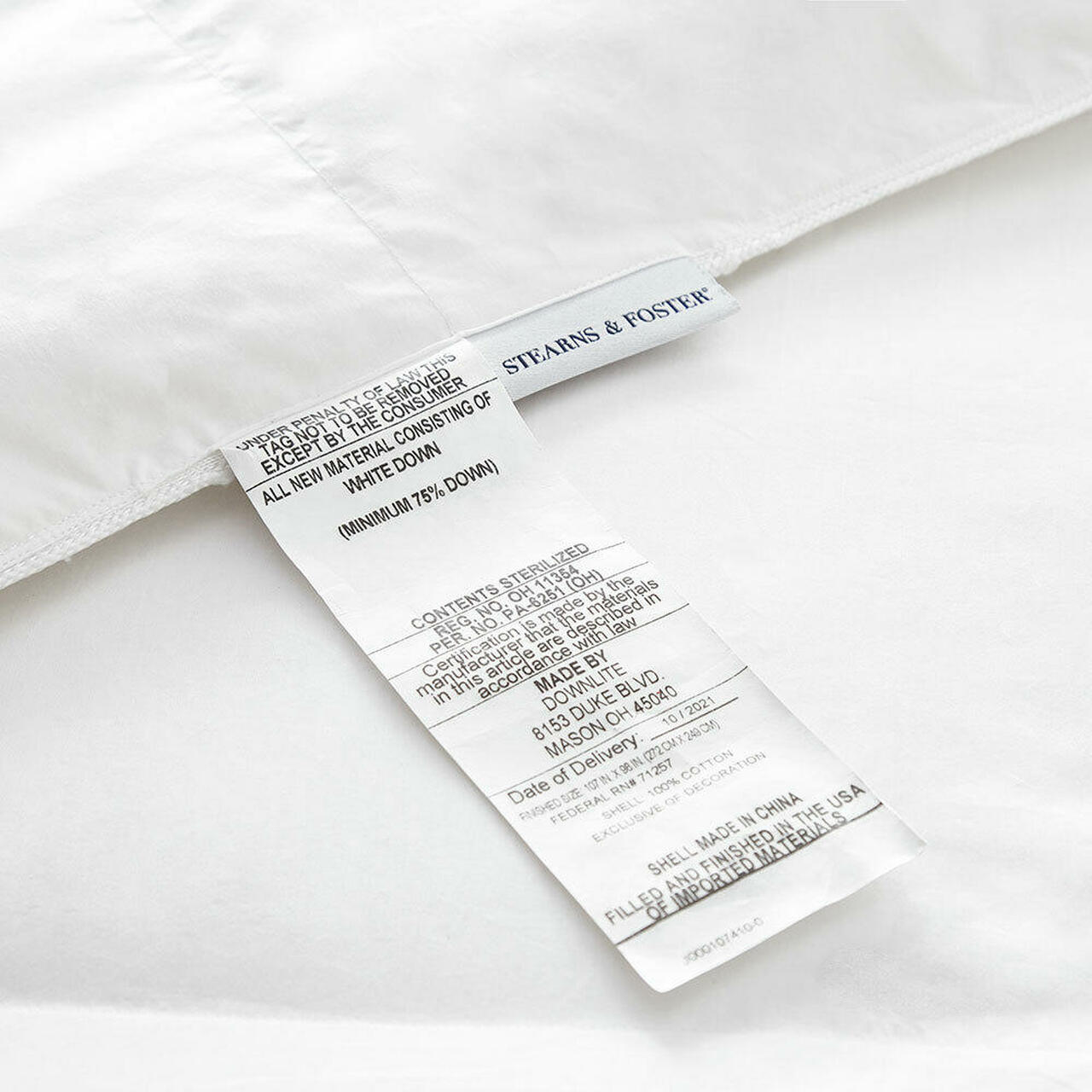 Premium Stearns & Foster White Down Comforter - All Season King/Queen Size 600 Fill Power Goose Down Duvet Insert with 400 Thread Count for Ultimate Warmth & Comfort | Perfect for Bedroom, Guest Room & Cozy Winter Nights